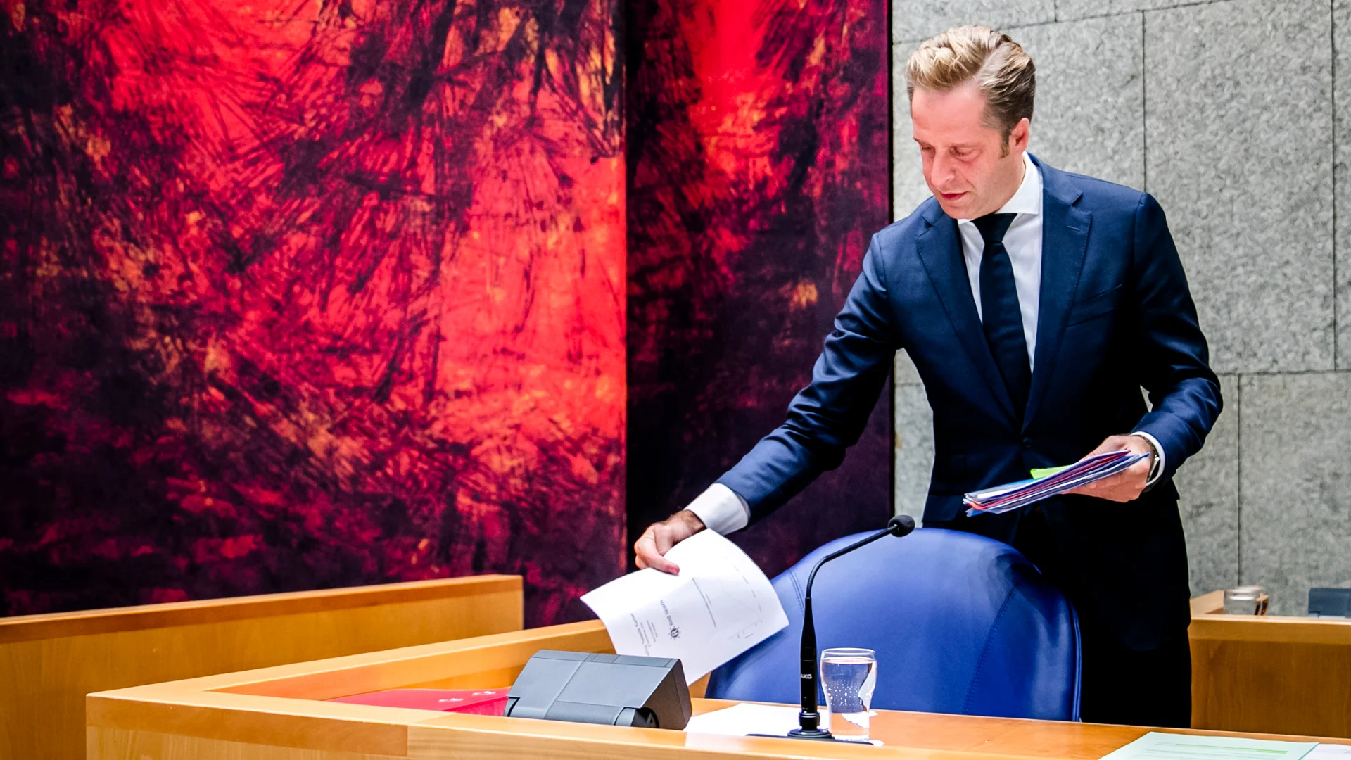 Tweede Kamer debatteert over nieuwe coronawet
