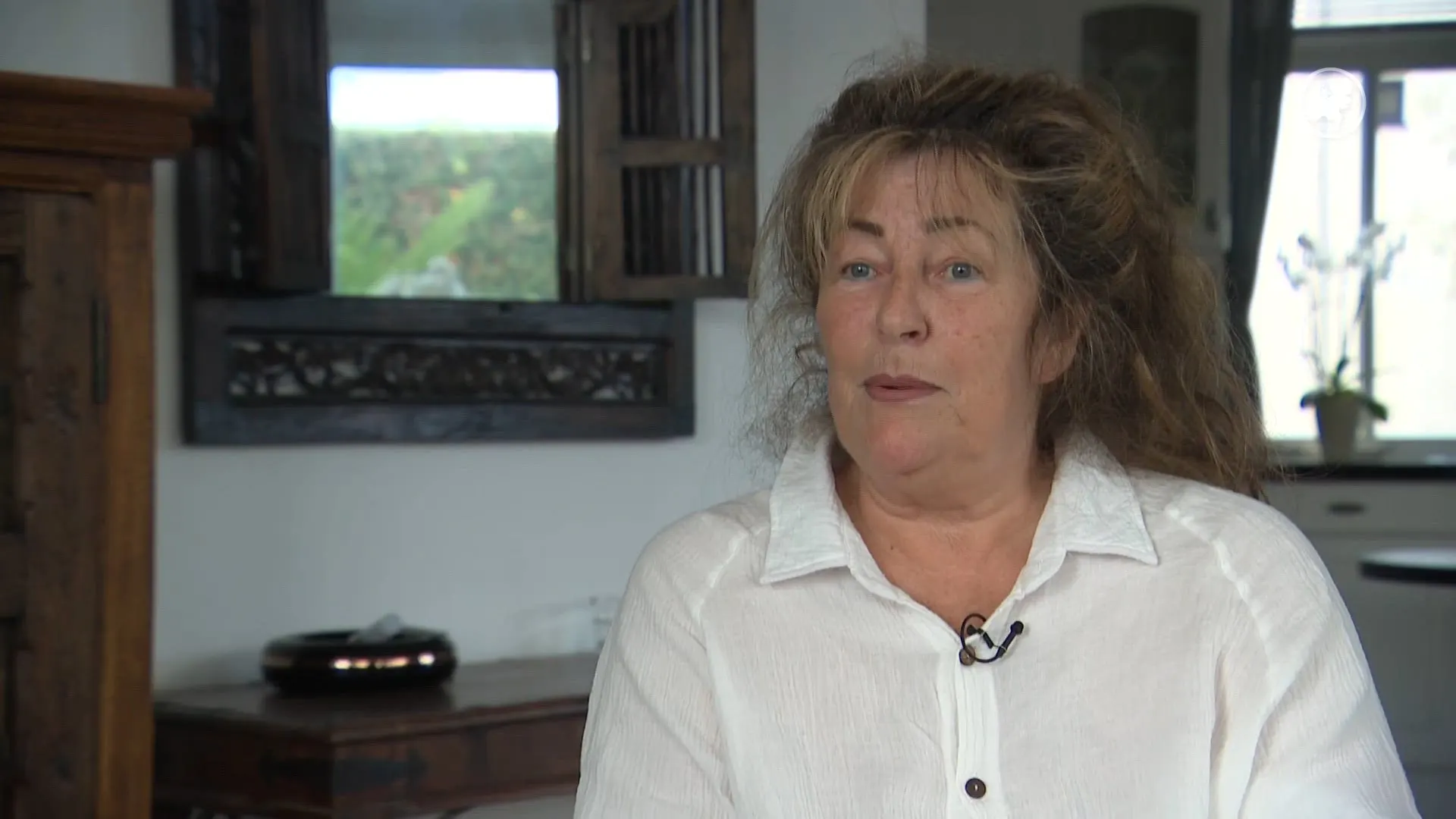 Meteen na krijgen borstimplantaten kreeg Marga pijn, maar artsen gaven andere reden