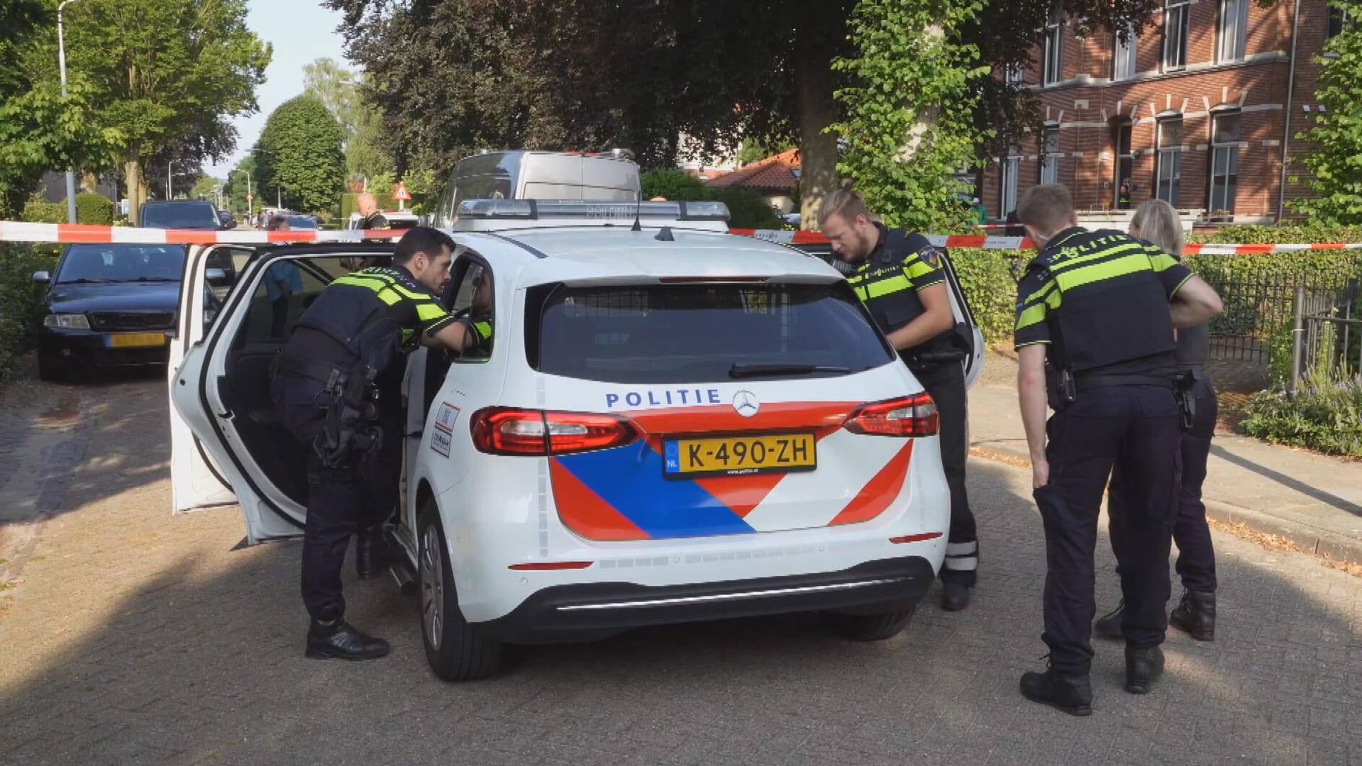 Dode gevonden in auto Vlijmen, politie houdt rekening met misdrijf