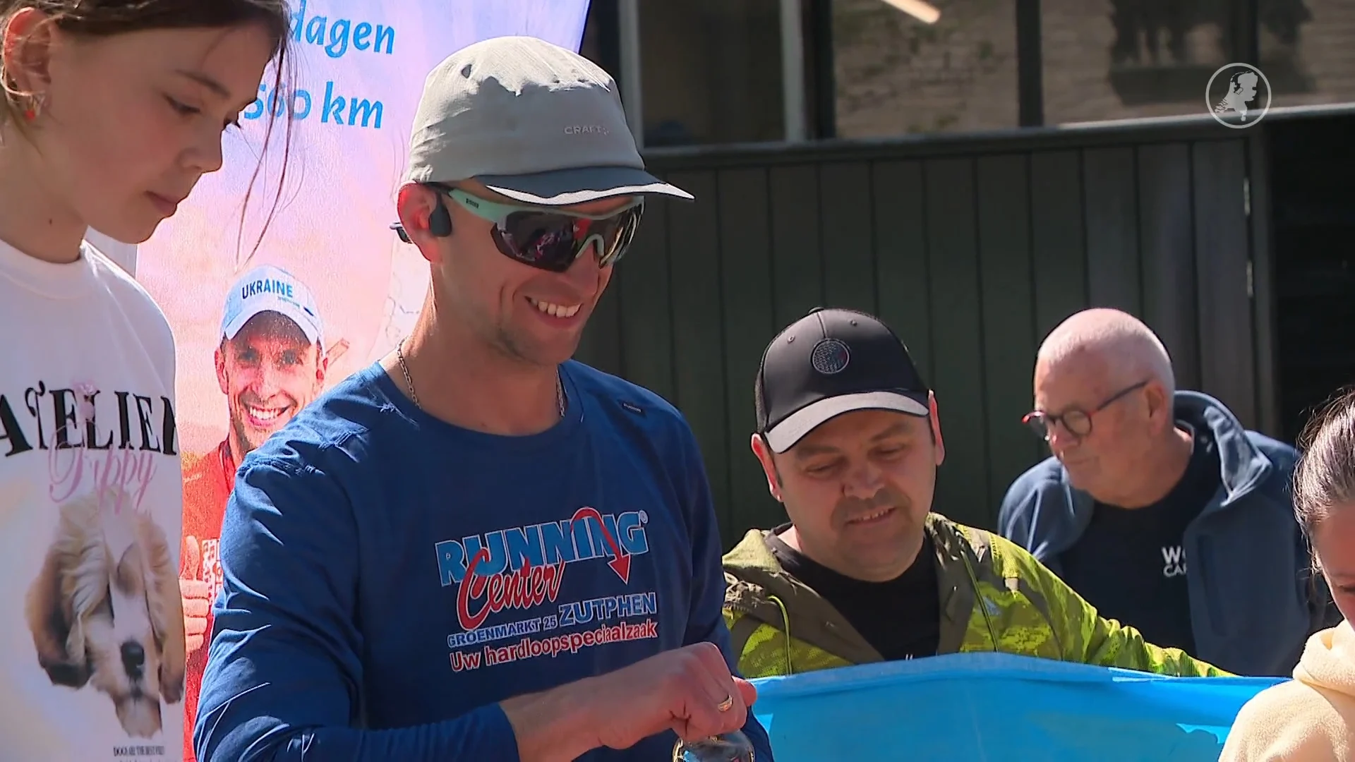 Oekraïense Stanislav Suddia loopt 550 kilometer van Groningen naar Maastricht
