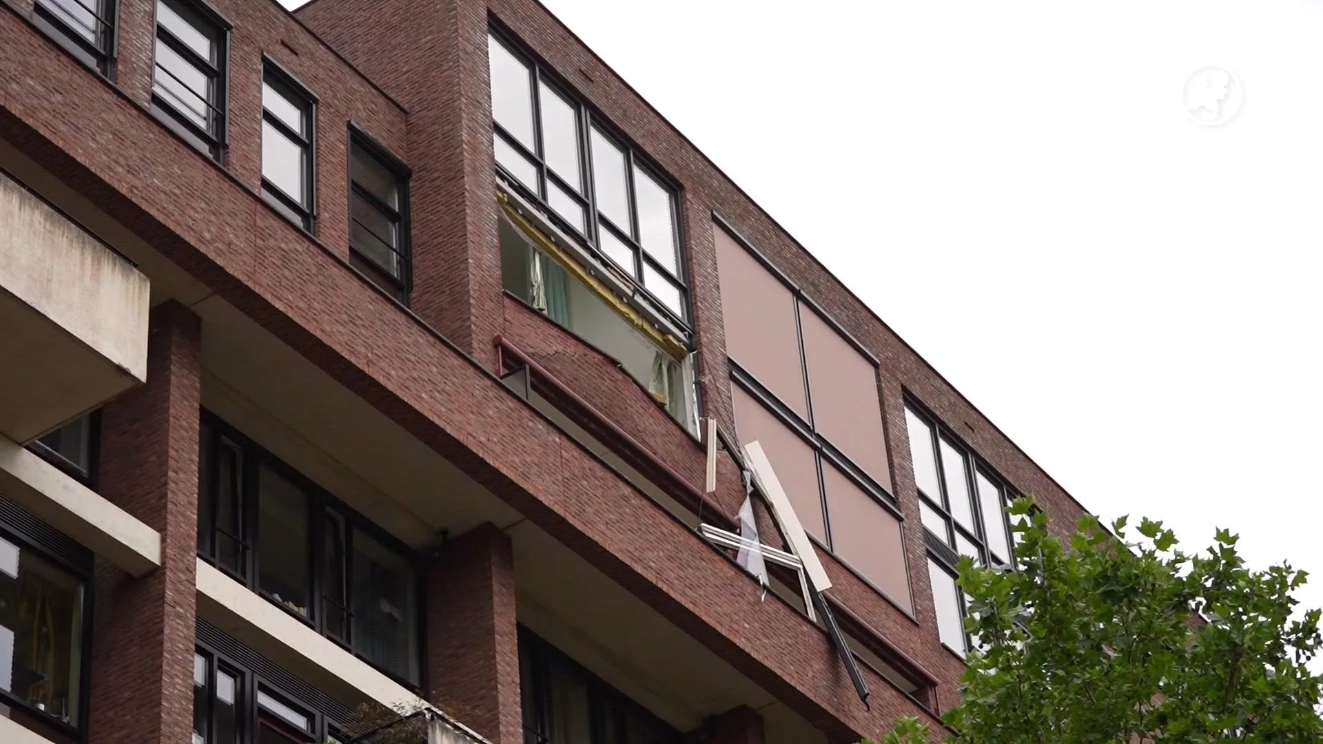 Man test campinggas in flat, blaast gevel uit complex