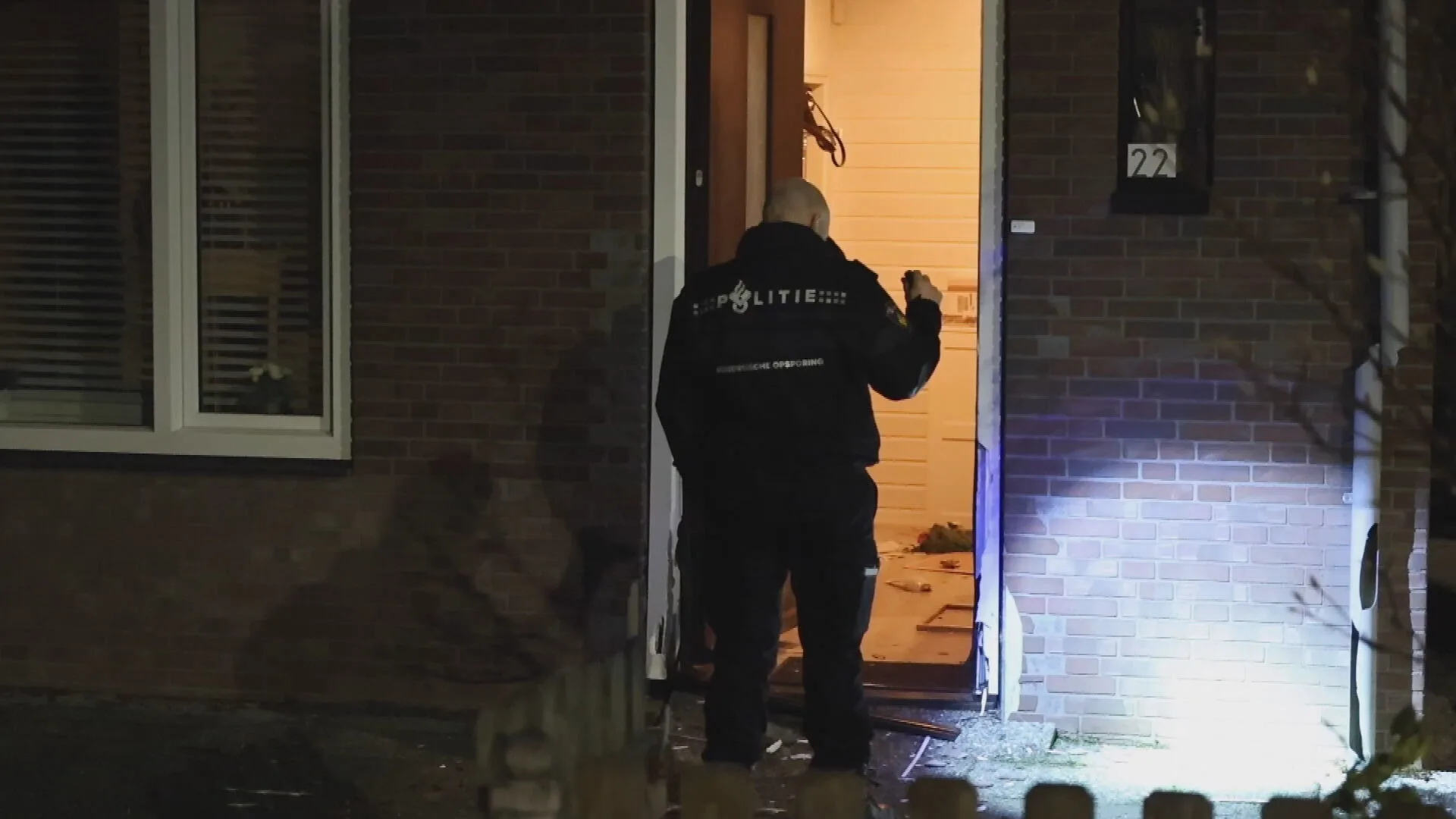 Explosies beschadigen woningen in Rotterdam en Spijkenisse