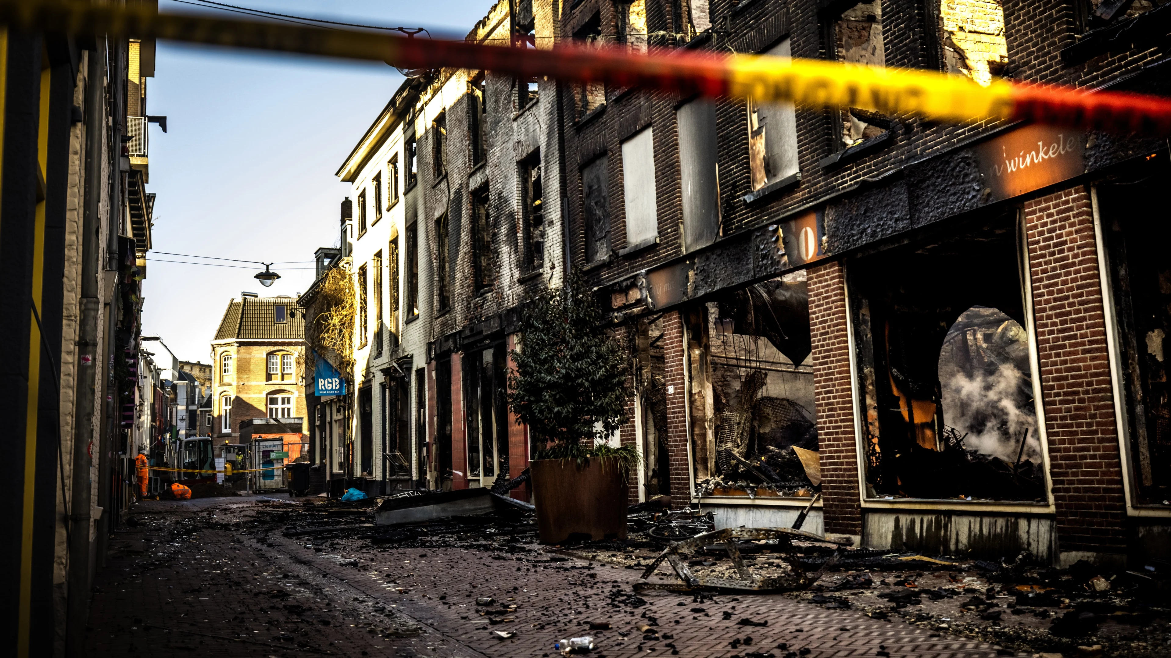 Grote steun in Arnhem: inwoners zamelen geld en spullen in na brand