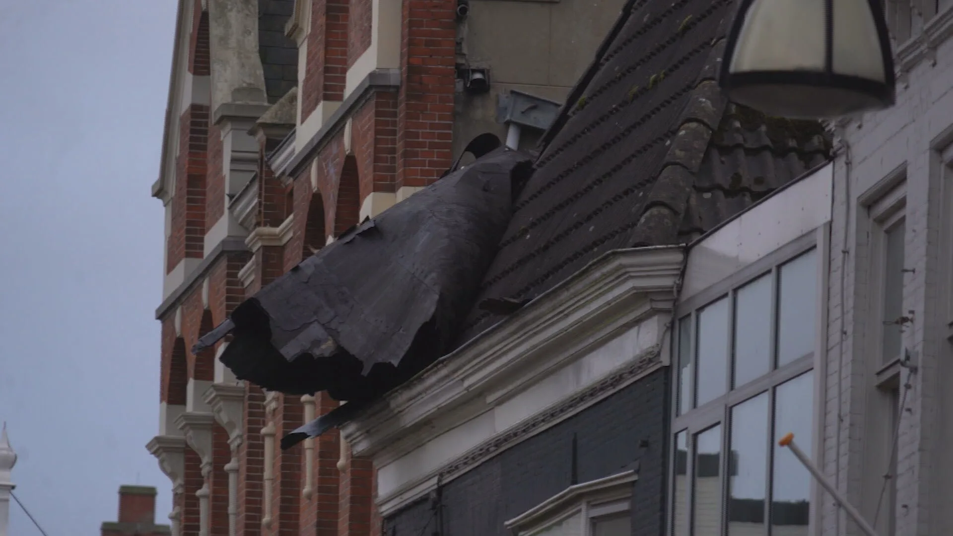 Huis of auto beschadigd door Eunice, wat nu?