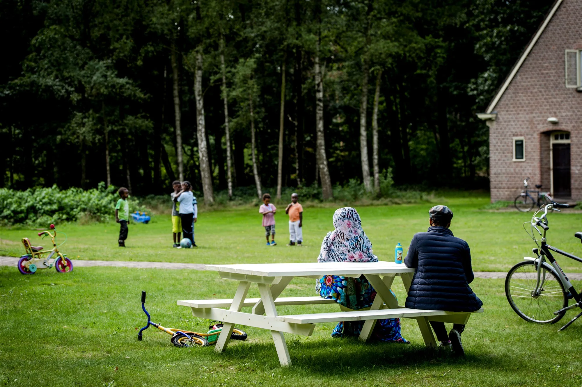 Nigeriaanse asielzoekster die kokend water over lesbische vrouw goot is opgepakt