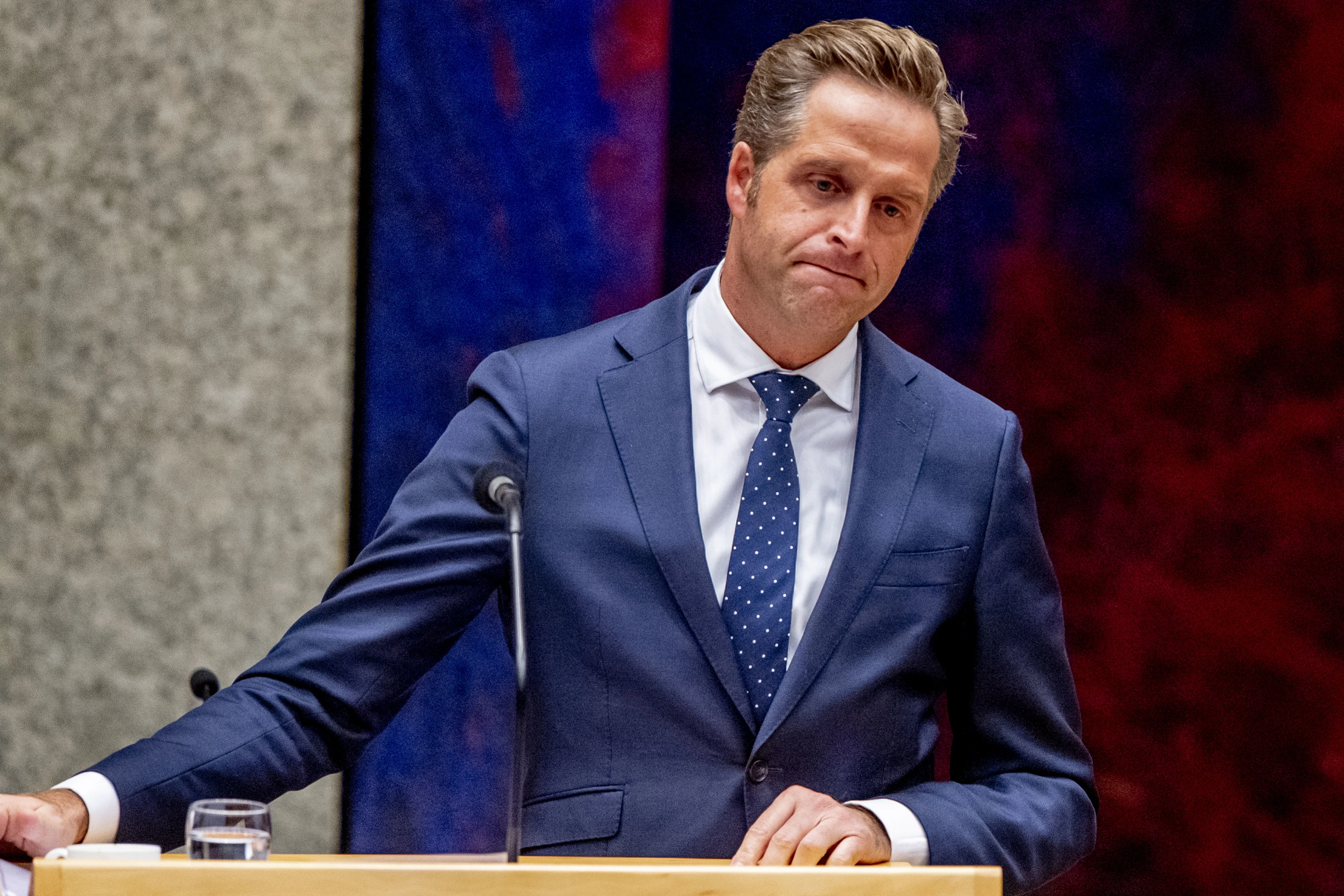 Rutte en De Jonge in debat met kritische Tweede Kamer over vaccinatiebeleid