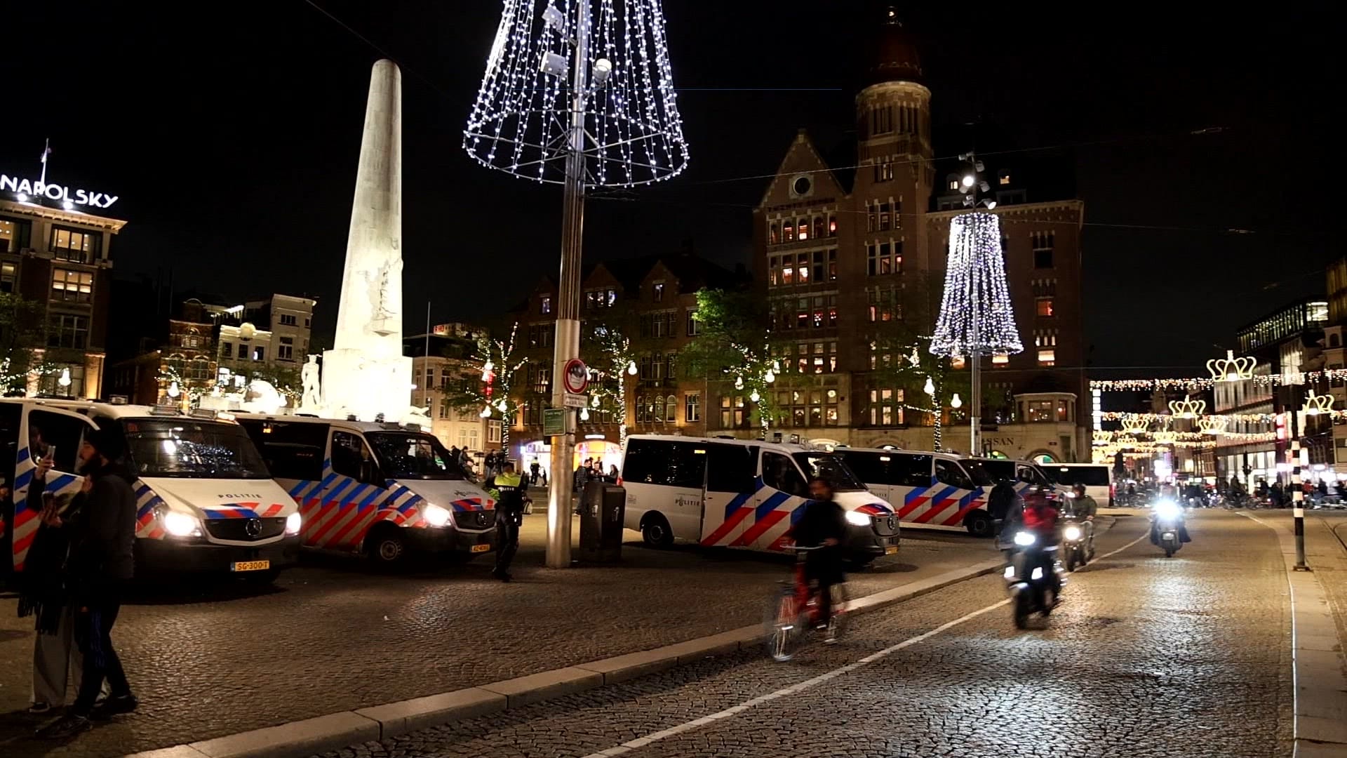 Toch demonstranten op Dam ondanks verbod voor die locatie