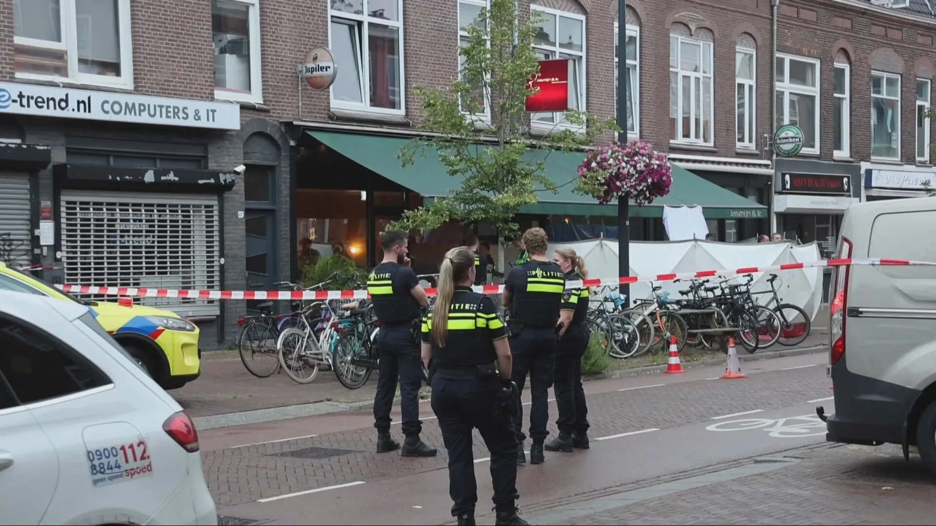 Doodgestoken man in drukke Utrechtse straat is 39-jarige uit De Meern