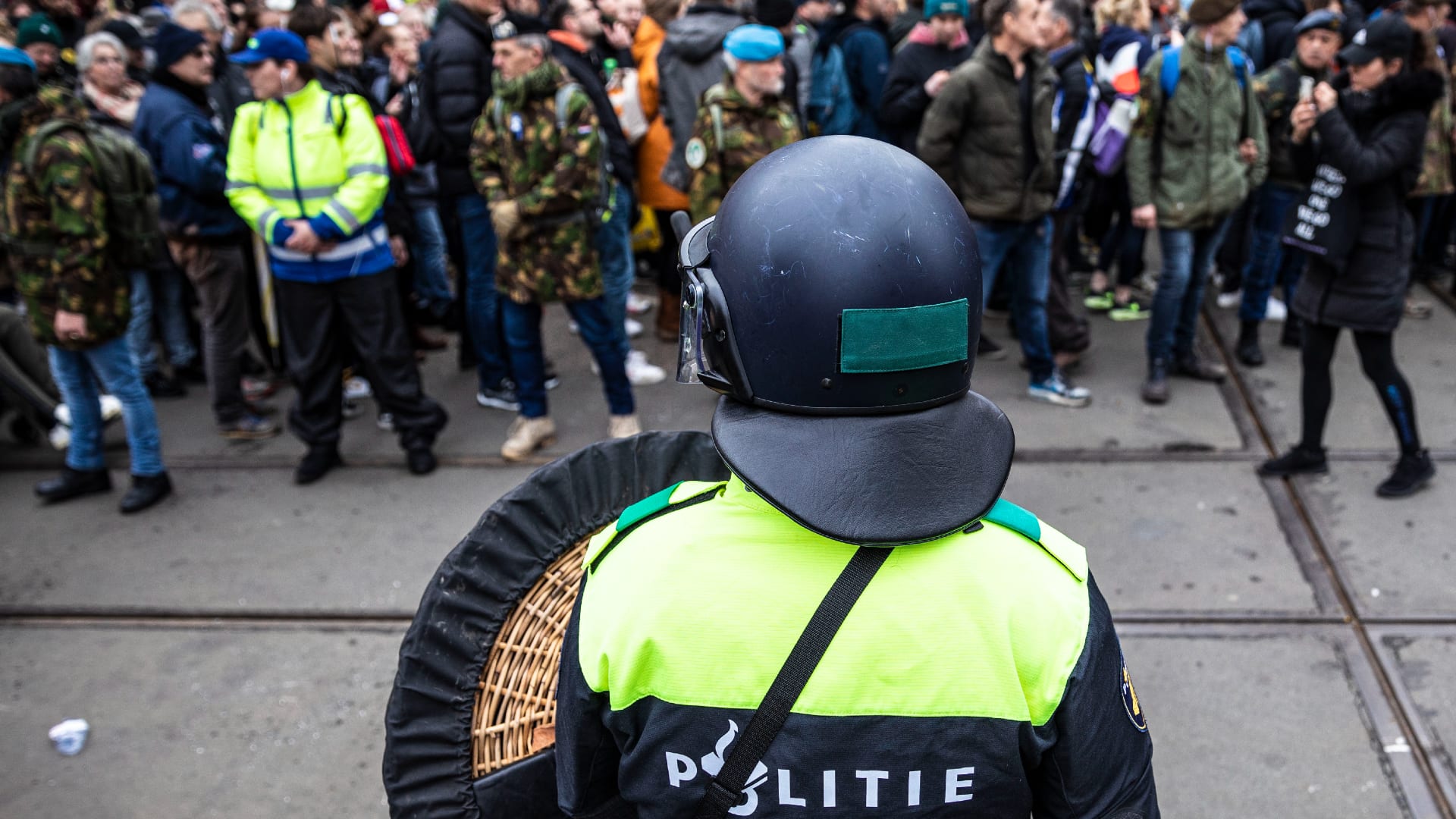 Nog negen personen vast na verboden coronaprotest op Museumplein