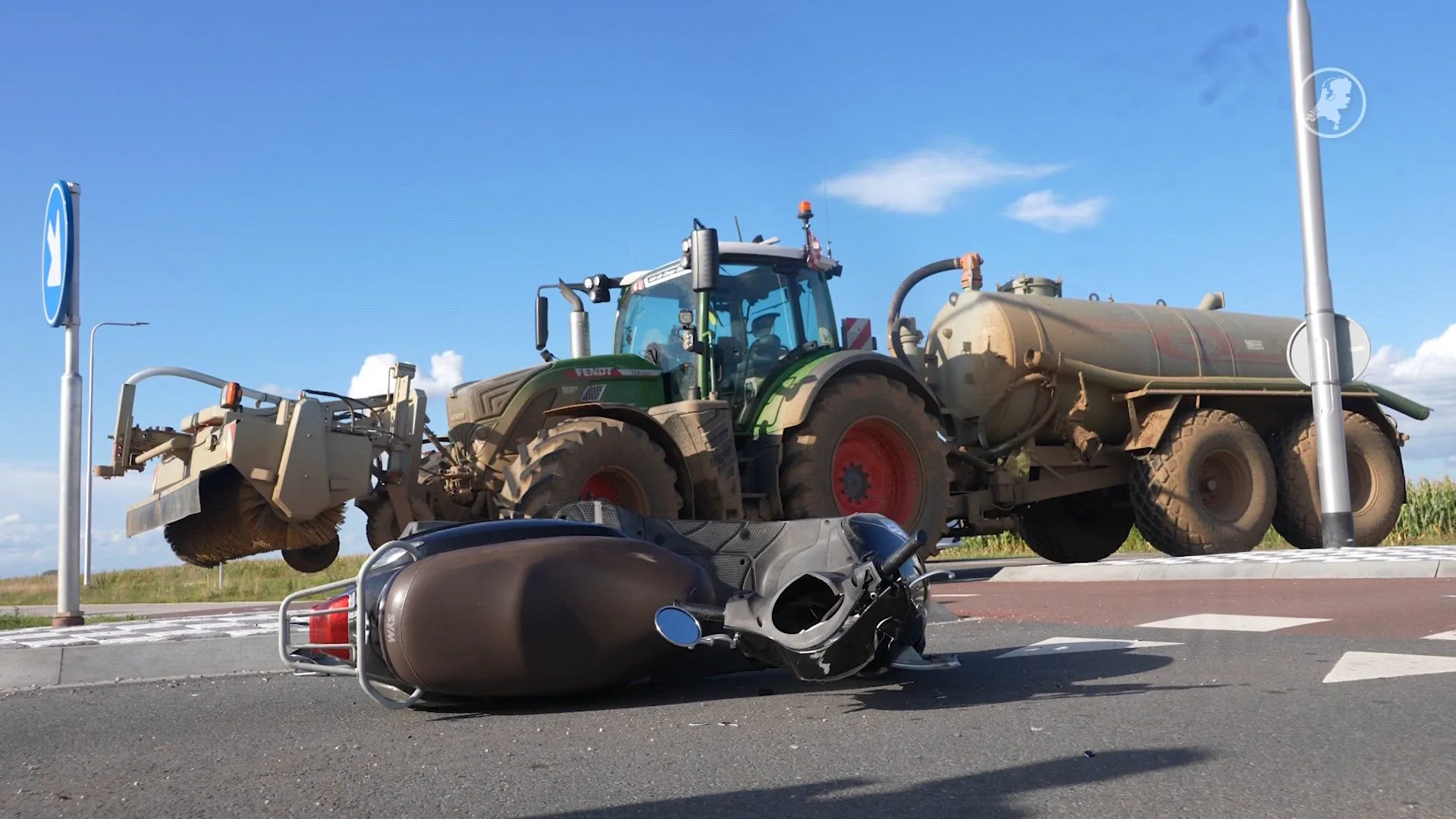 Scooterrijdster gewond bij botsing met trekker op berucht kruispunt Oss