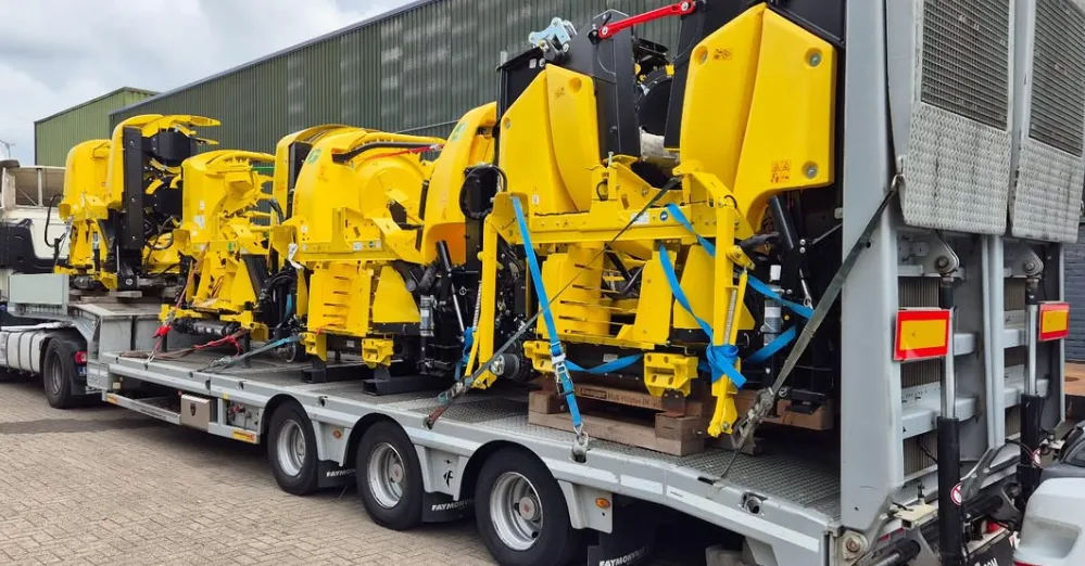 Trailer vol gestolen landbouwmachines gevonden in Eindhoven, eigenaar gezocht