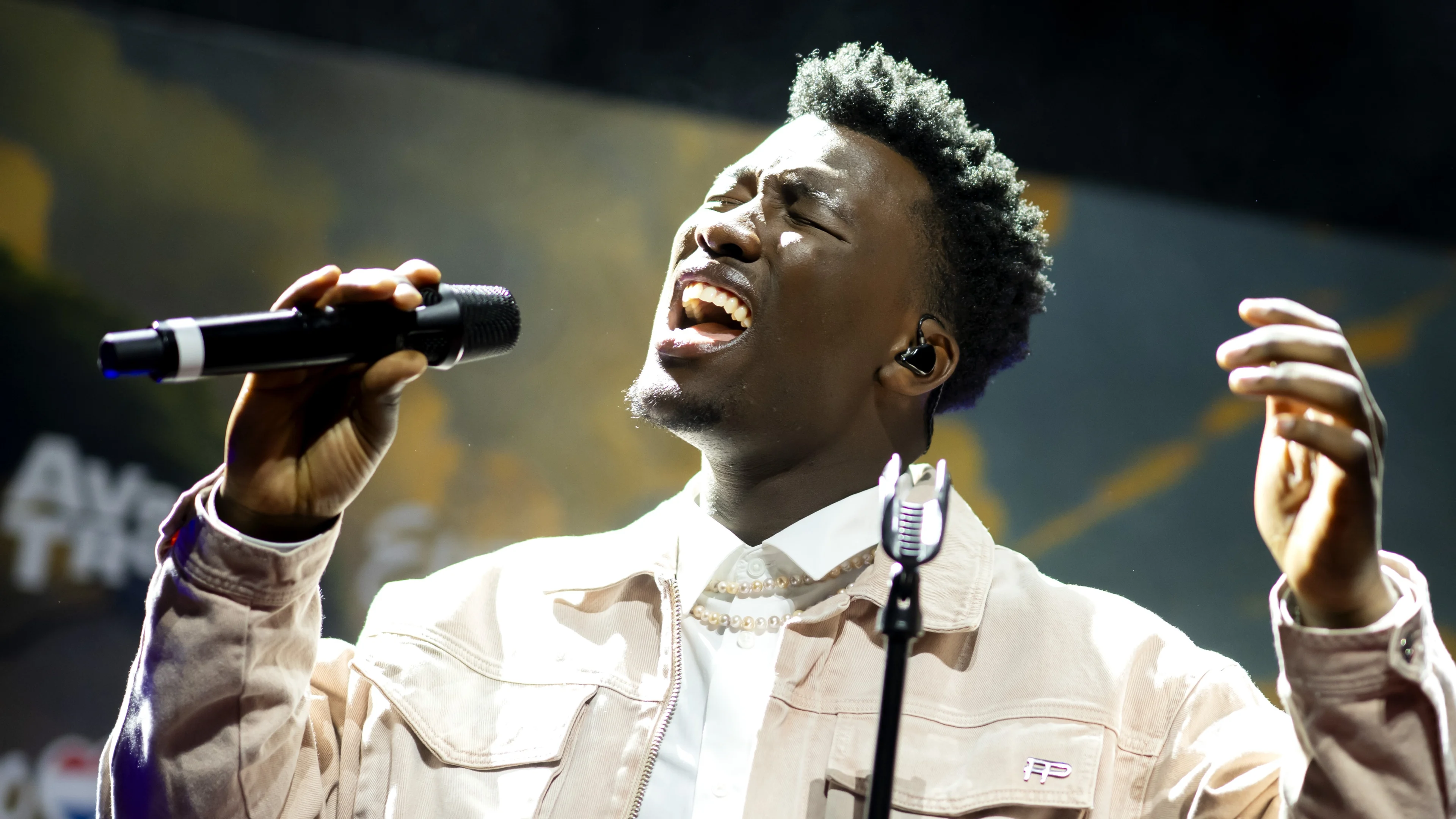 Claude verwijdert Instagram na keiharde kritiek: 'Het was niet vals'