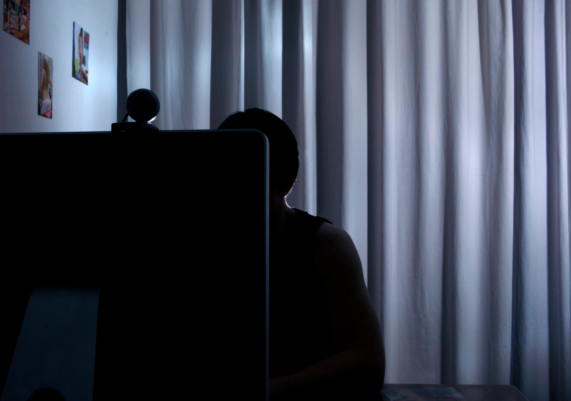 Kinderporno moet binnen 24 uur offline, anders boete