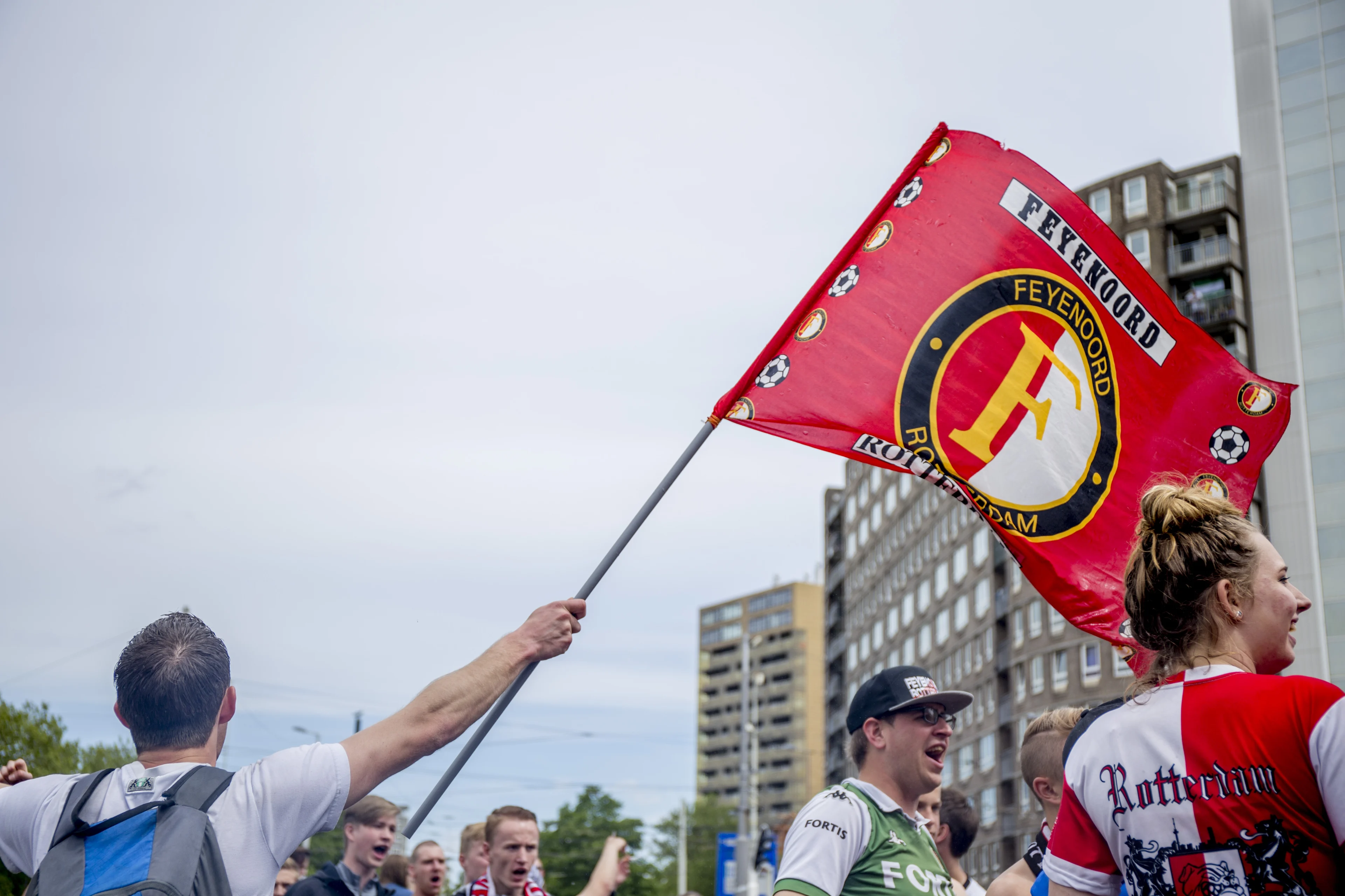 Rotterdam zit op een droogje tijdens Feyenoord-huldiging: alcoholverbod aangekondigd