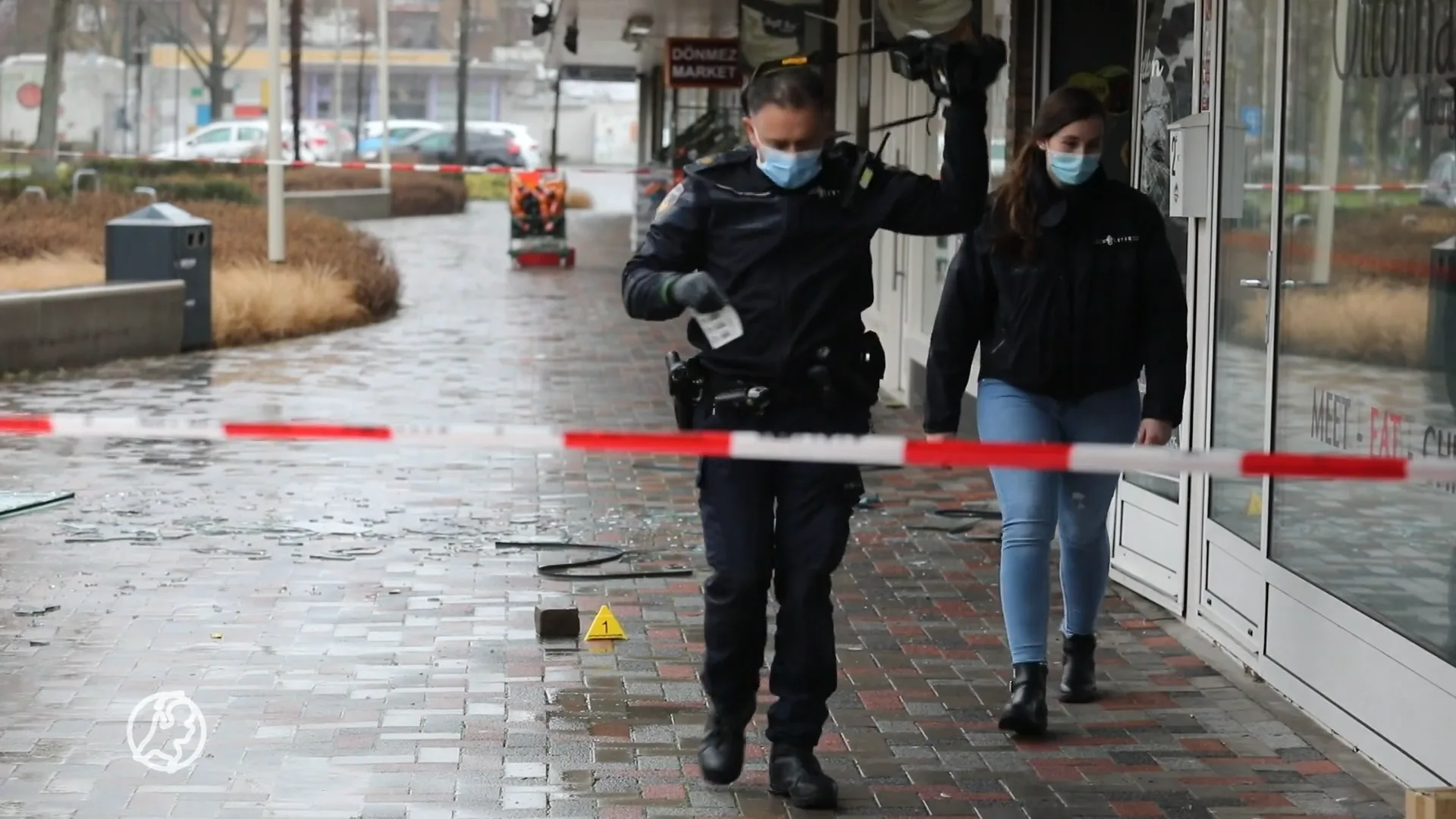 Buurt in angst door onophoudelijke aanslagen op restaurant: 'Al de derde dit jaar'