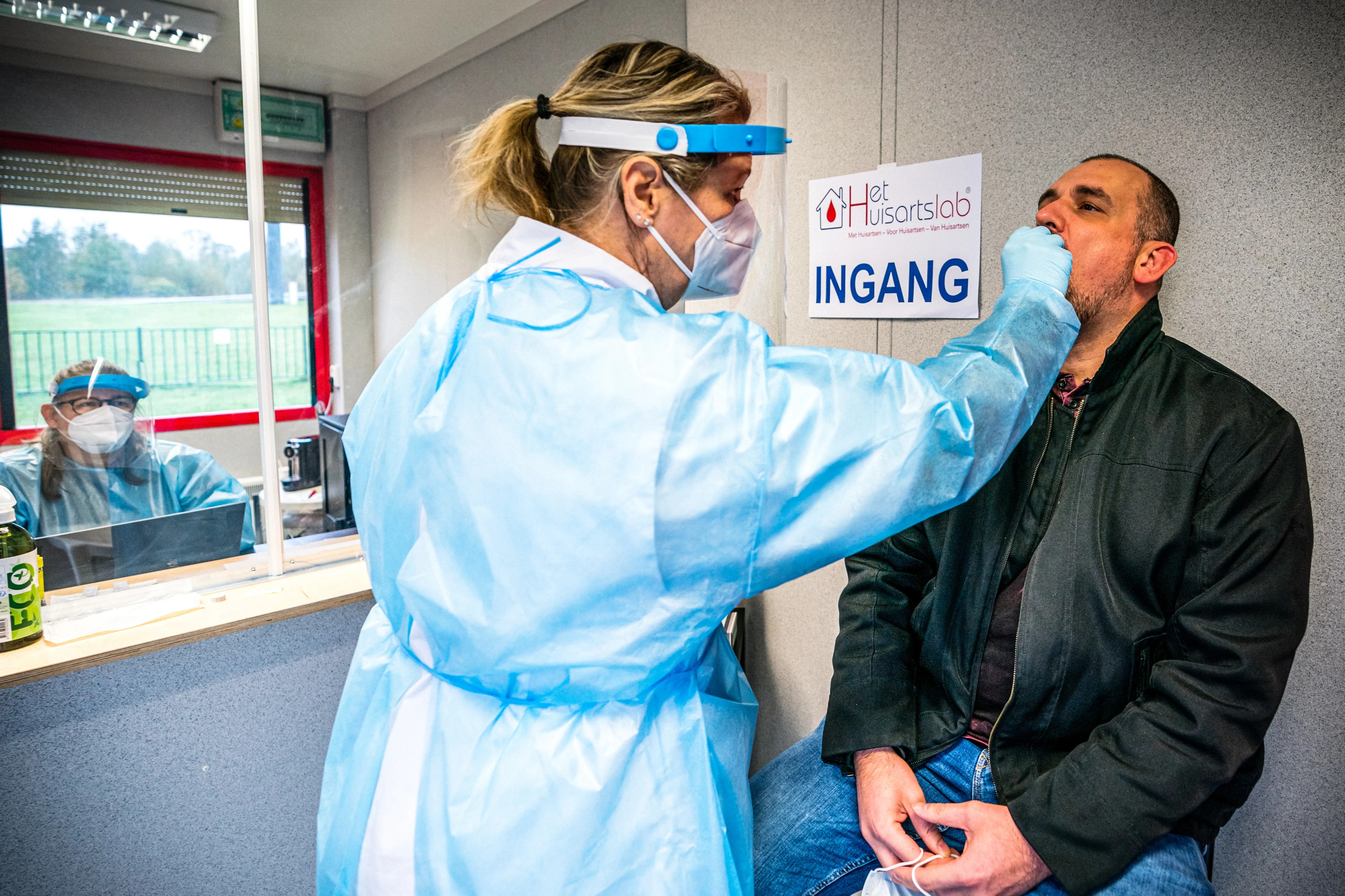 LIVEBLOG | Straks ook testen voor mensen na een melding, zonder klachten