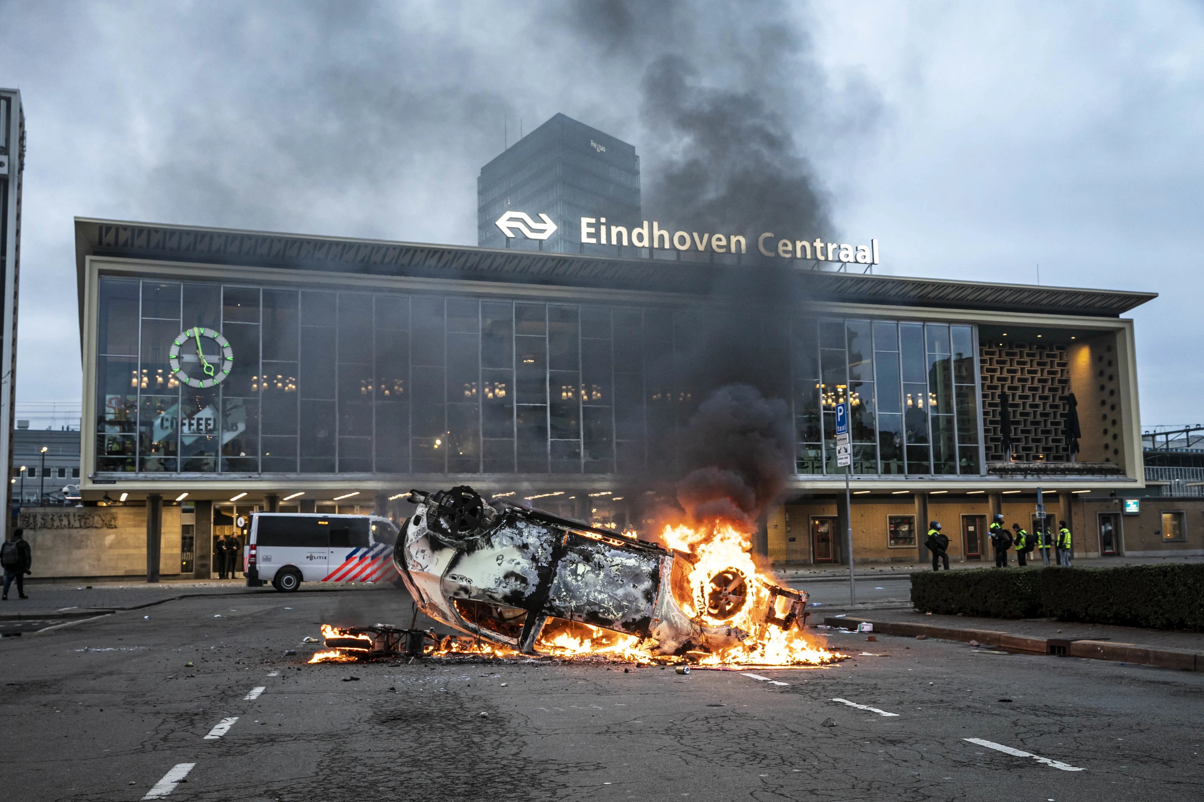 Relschopper Eindhoven krijgt rekening van 80.000 euro