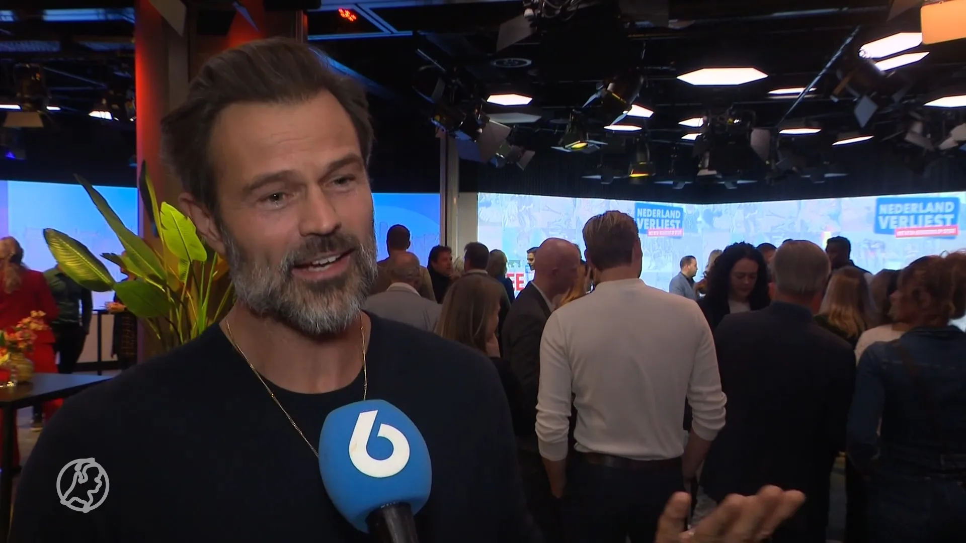 'Btw-verhoging geen goed plan': schrijvers, acteurs en sporters naar Tweede Kamer