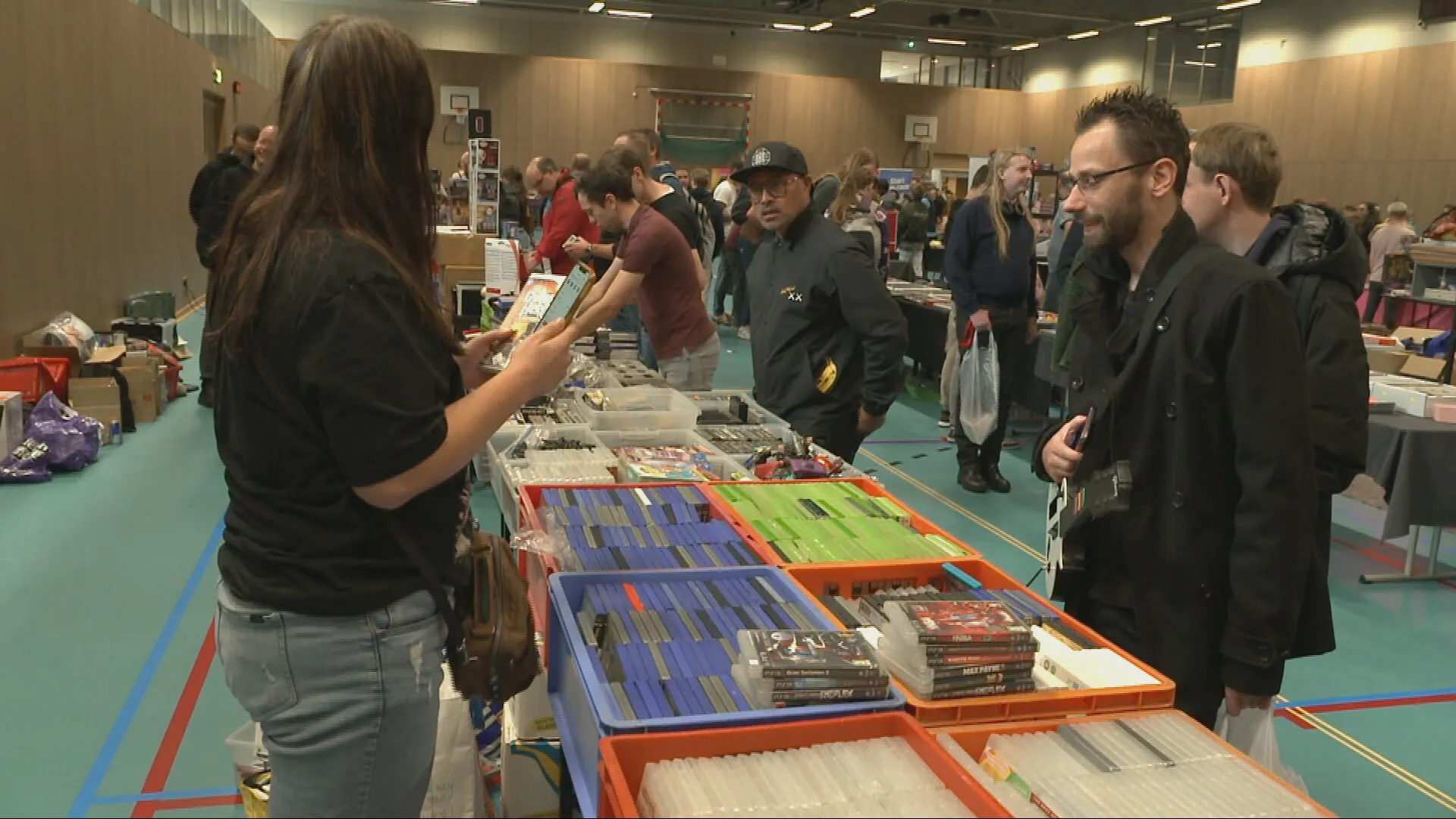 Duizenden verzamelaars kijken ogen uit bij gamebeurs Hoogeveen