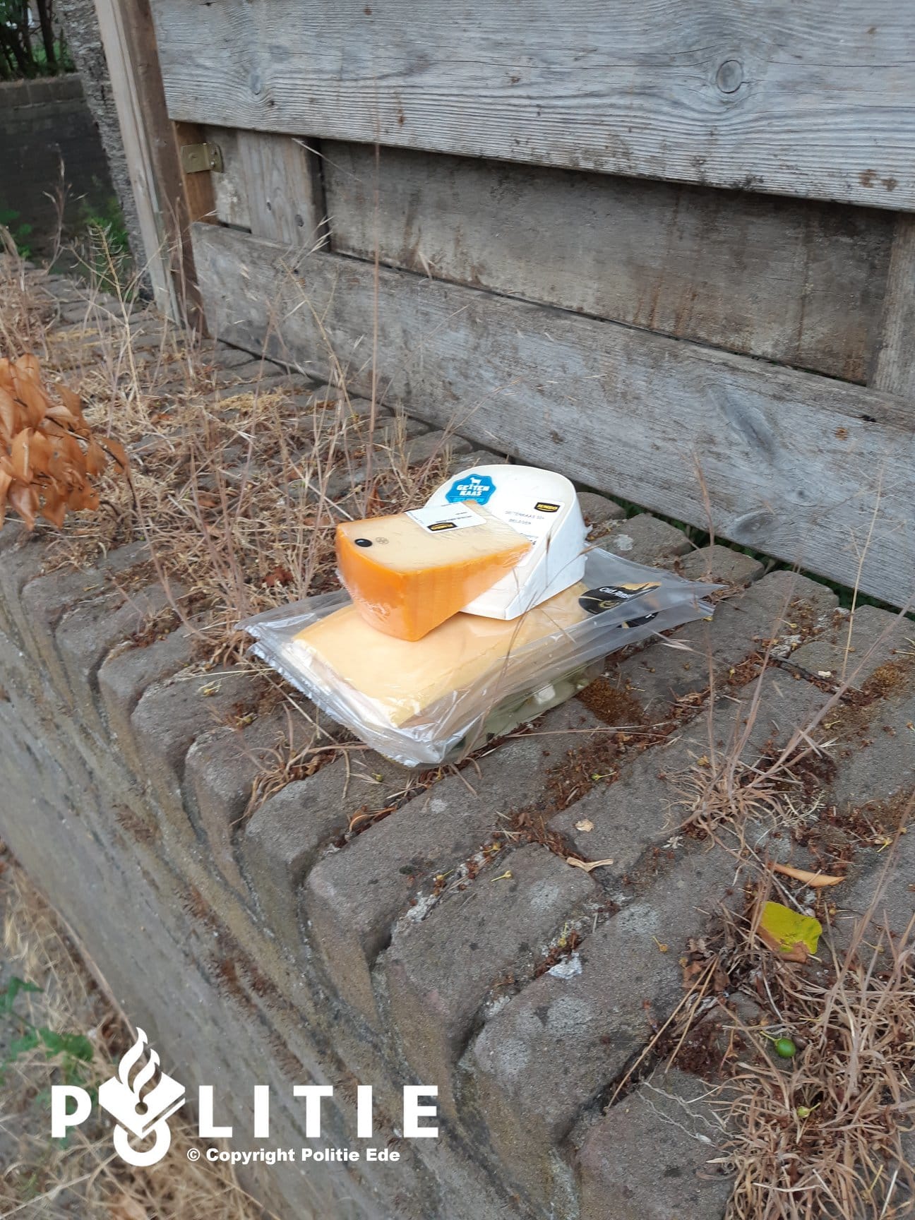 Betrapte inbreker steelt kaas uit woning Ede, politie staat voor een raadsel