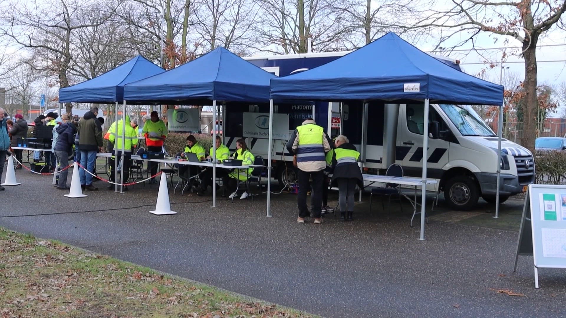 Honderden mensen op de been bij zoektocht naar vermiste Milan (16)