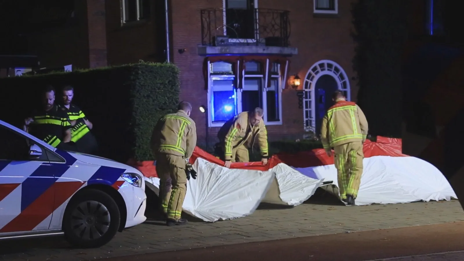 Zwaargewonde man verlaat ziekenhuis in Helmond en sterft op oprit