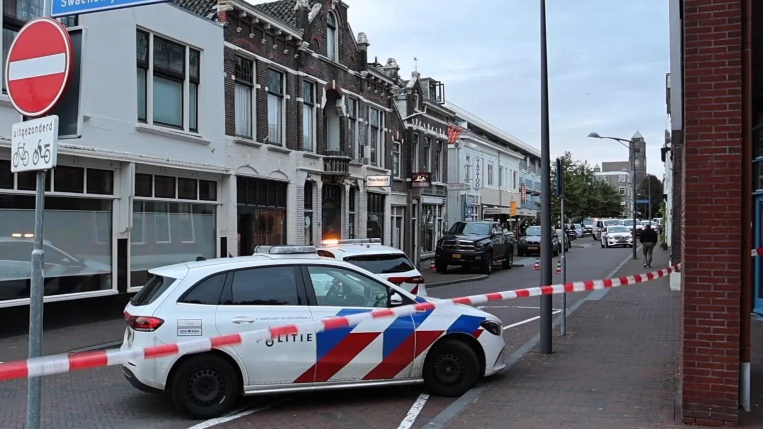 Beschoten woning Alphen aan den Rijn moet 2 weken dicht: 'Veiligheid inwoners voorop'