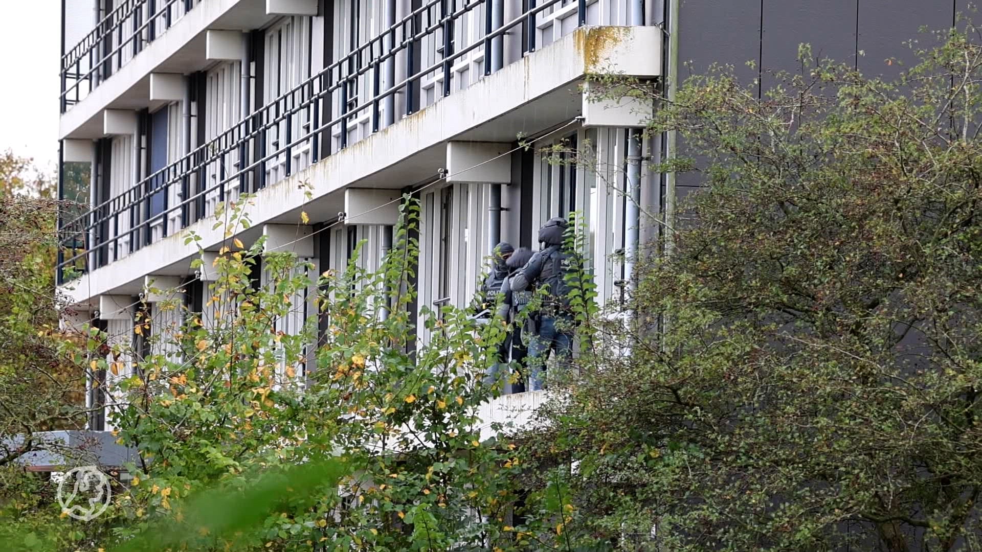 Man met mes in been geschoten door politie in Alkmaar