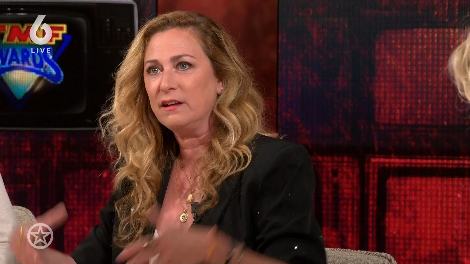 Fabienne de Vries in Shownieuws over de documentaire over TMF