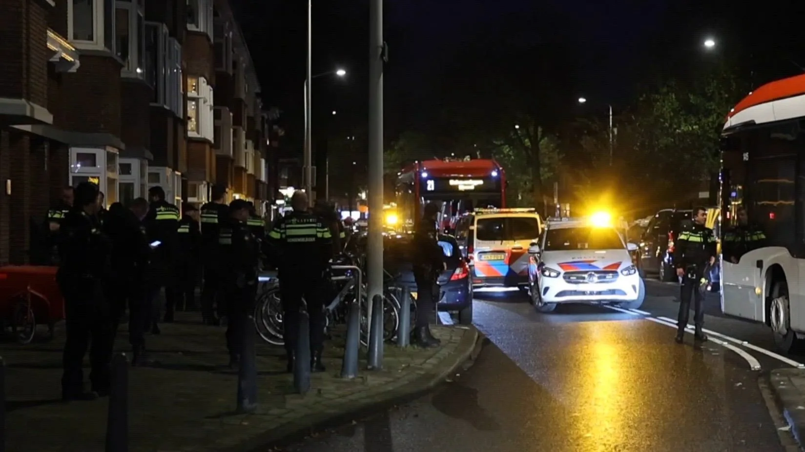 3 agenten raken gewond bij sussen ruzie in Den Haag