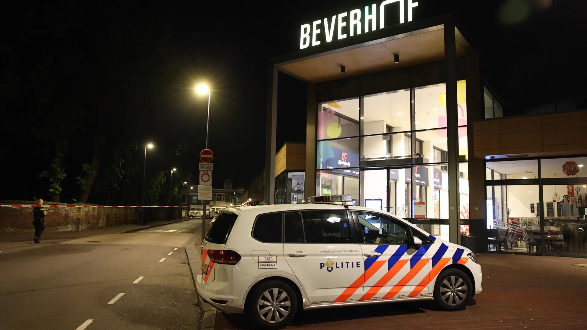 Weer mogelijk explosief gevonden bij Poolse supermarkt in Beverwijk