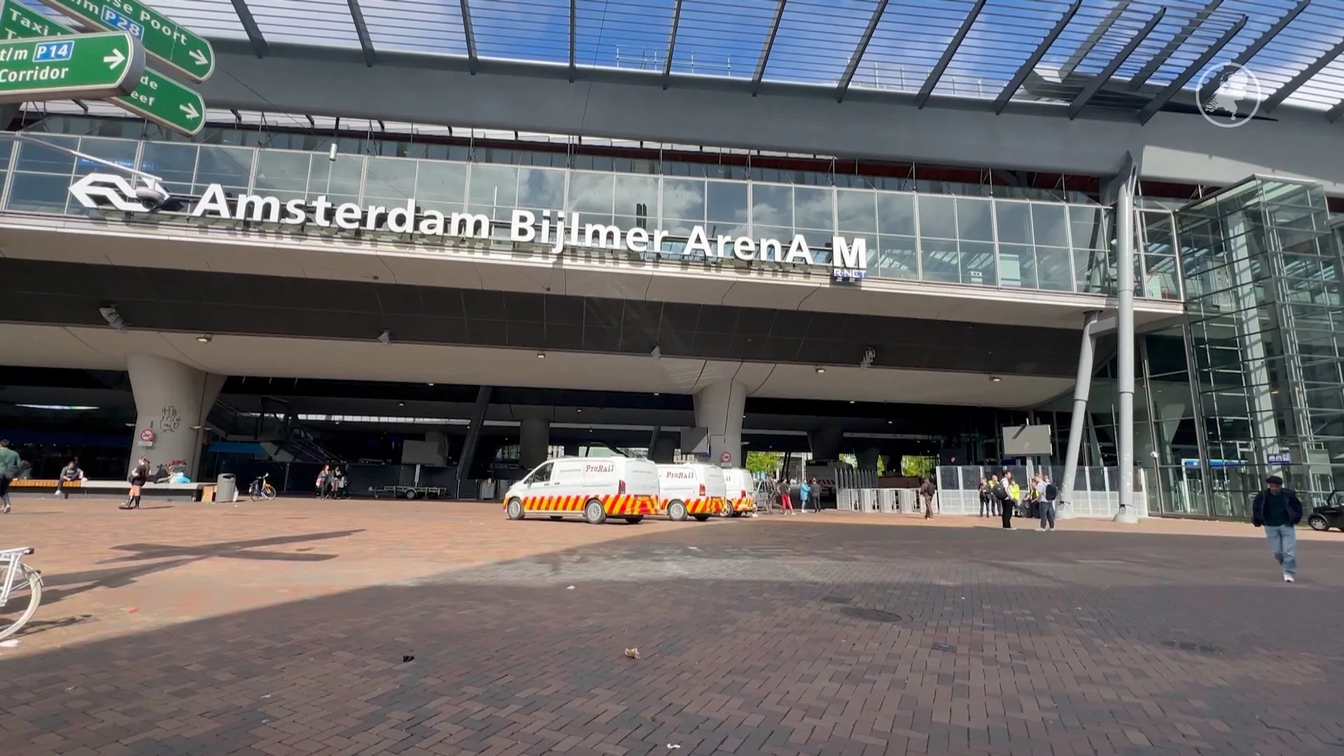 Vreselijk ongeluk in Amsterdam: man in rolstoel komt op spoor terecht en wordt overreden