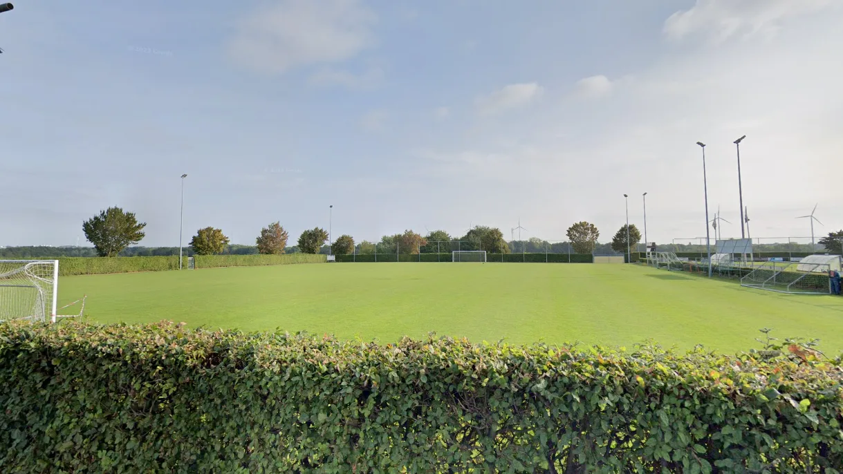 Dode en gewonde na val van steiger op sportcomplex Bocholtz: 'In shock'