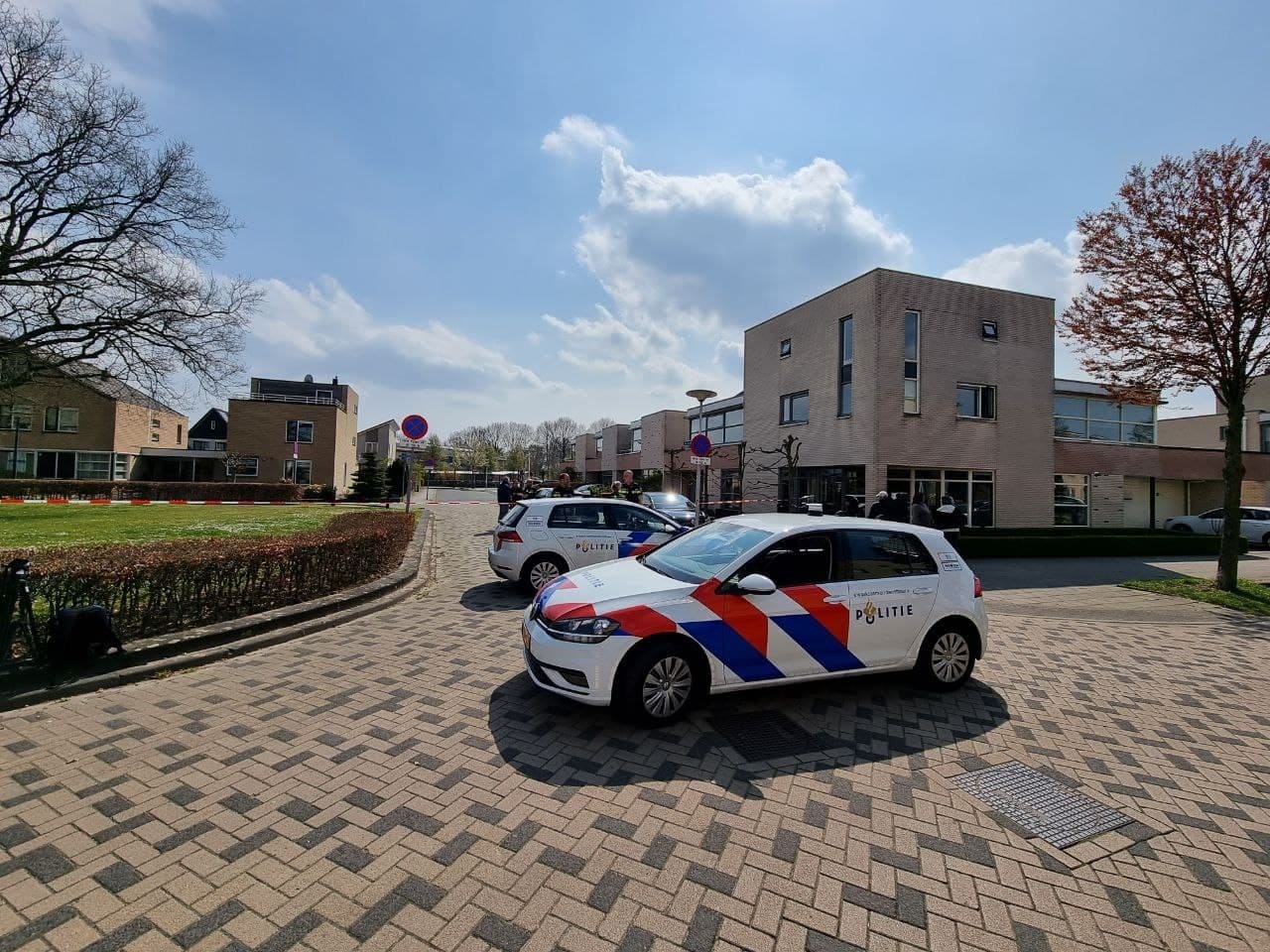 Basisschool in Hengelo urenlang in greep van 'terroristische dreiging'