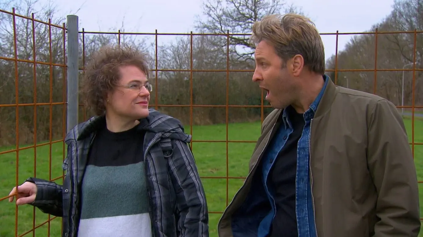 Kijkers Mr. Frank Visser geloven hun ogen niet: 'Dit moeten typetjes zijn'