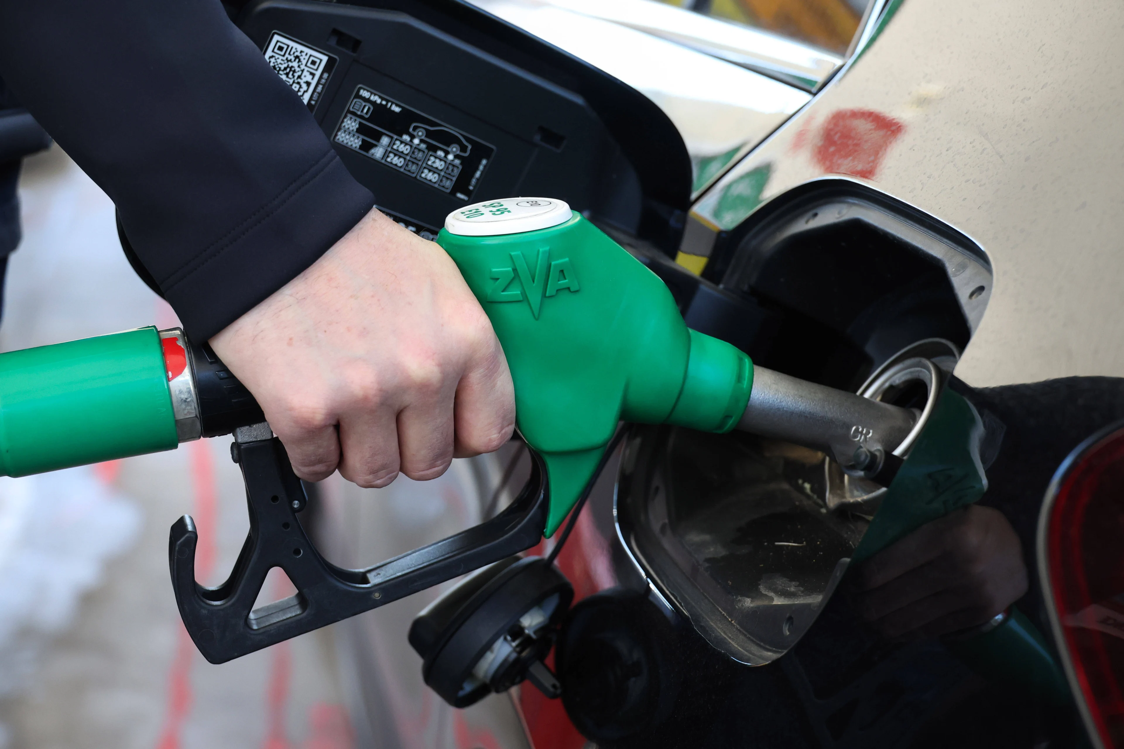 'Meerderheid Kamer wil accijnsverhoging benzine en diesel schrappen'