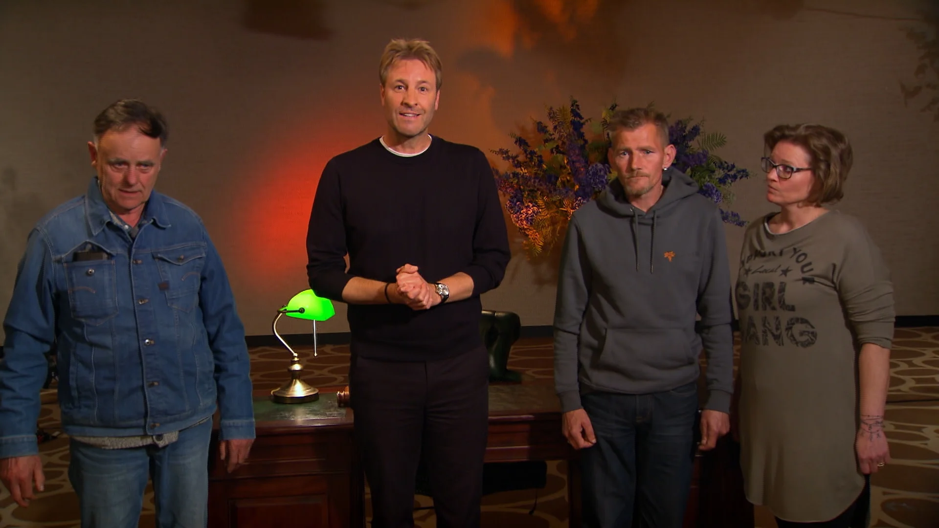 Ruzie in Mr. Frank Visser om pauperhuis: 'Poep in een potje en spoel het door doucheputje'