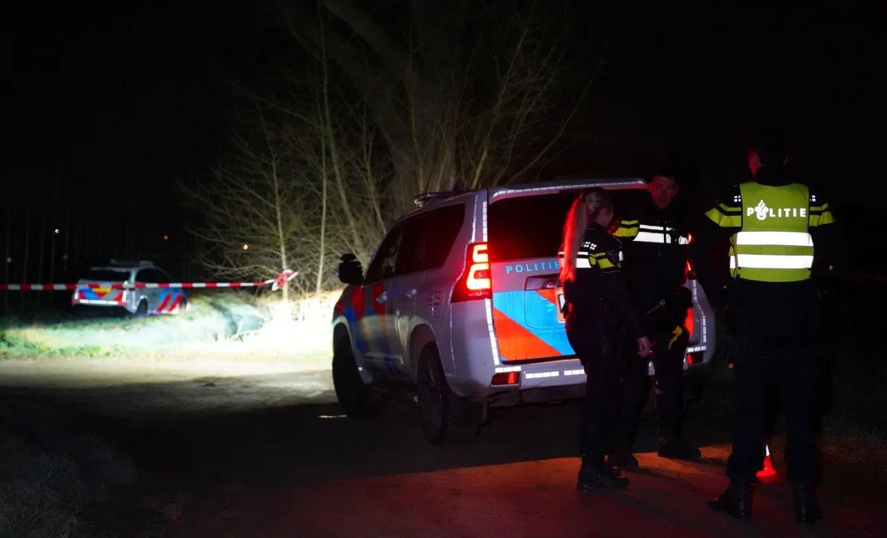 Politie schiet op agressieve man in Haaren na dreigende situatie