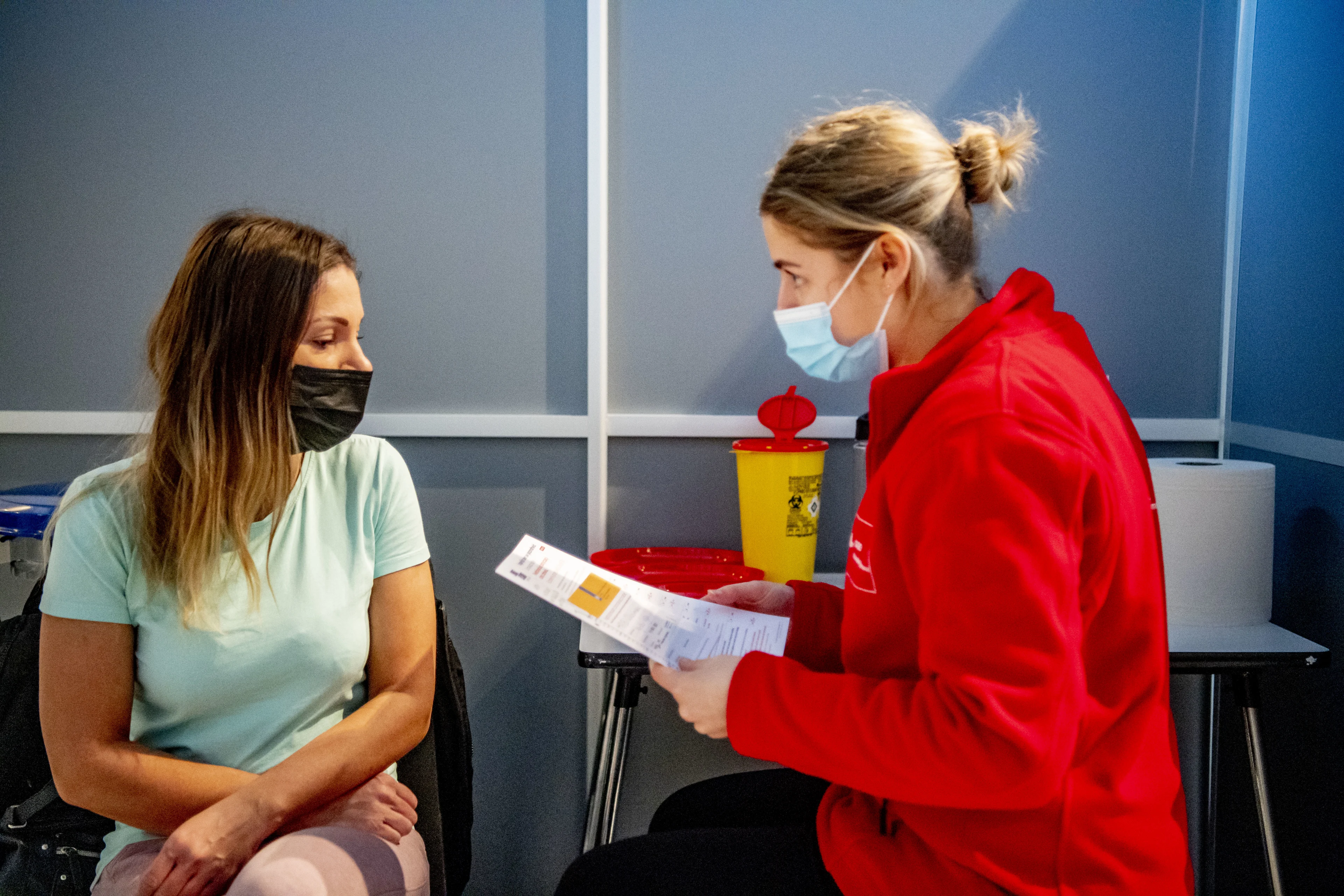 Horeca en reissector niet blij met nieuwe wervingscampagne GGD: 'Oneerlijke concurrentie'