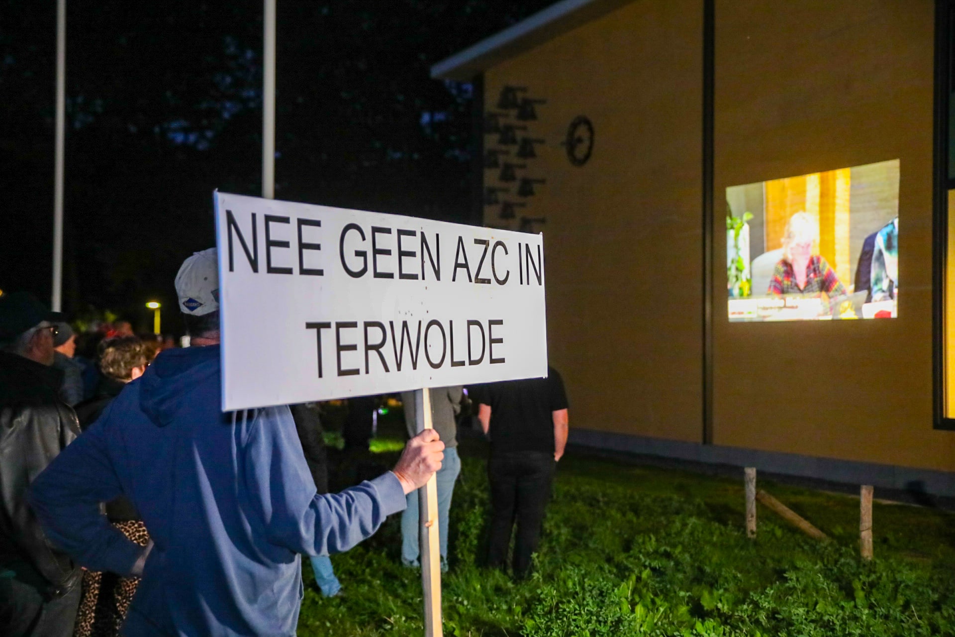 Gemeenteraad Terwolde stemt tegen opvang minderjarige asielzoekers