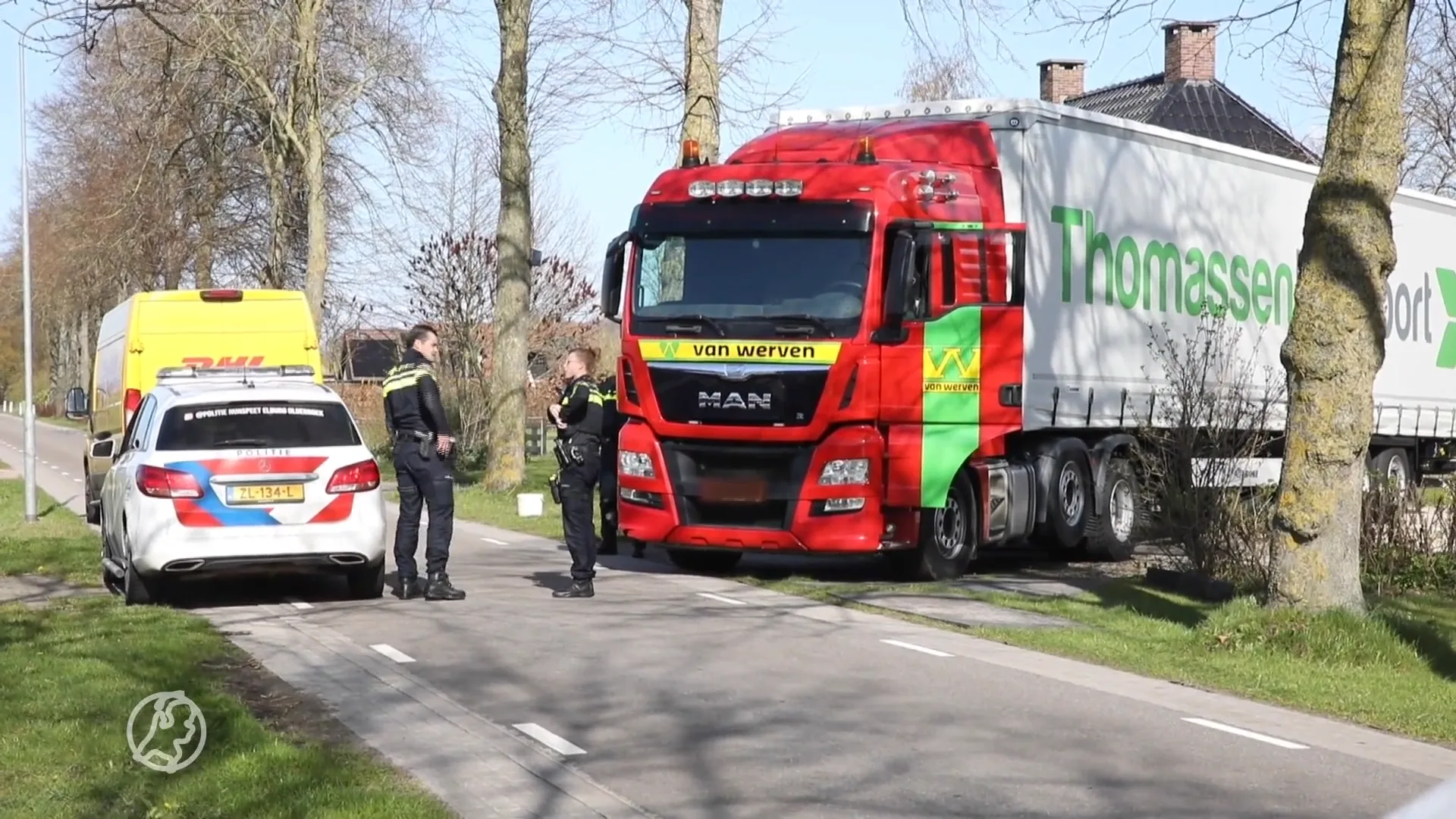 Vrachtwagenchauffeur (68) overleden na aanrijding in Wezep