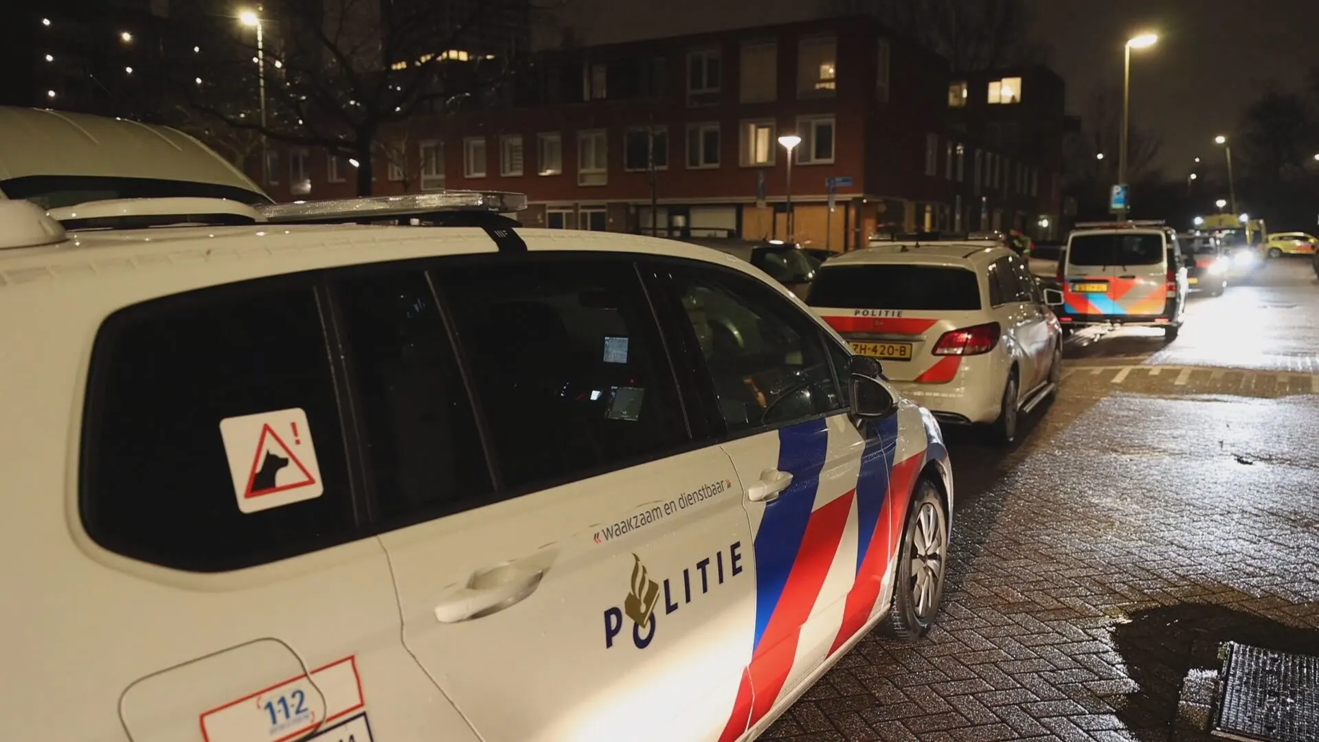 Man gewond na ontploffing in Rotterdamse woning, verderop woning beschoten