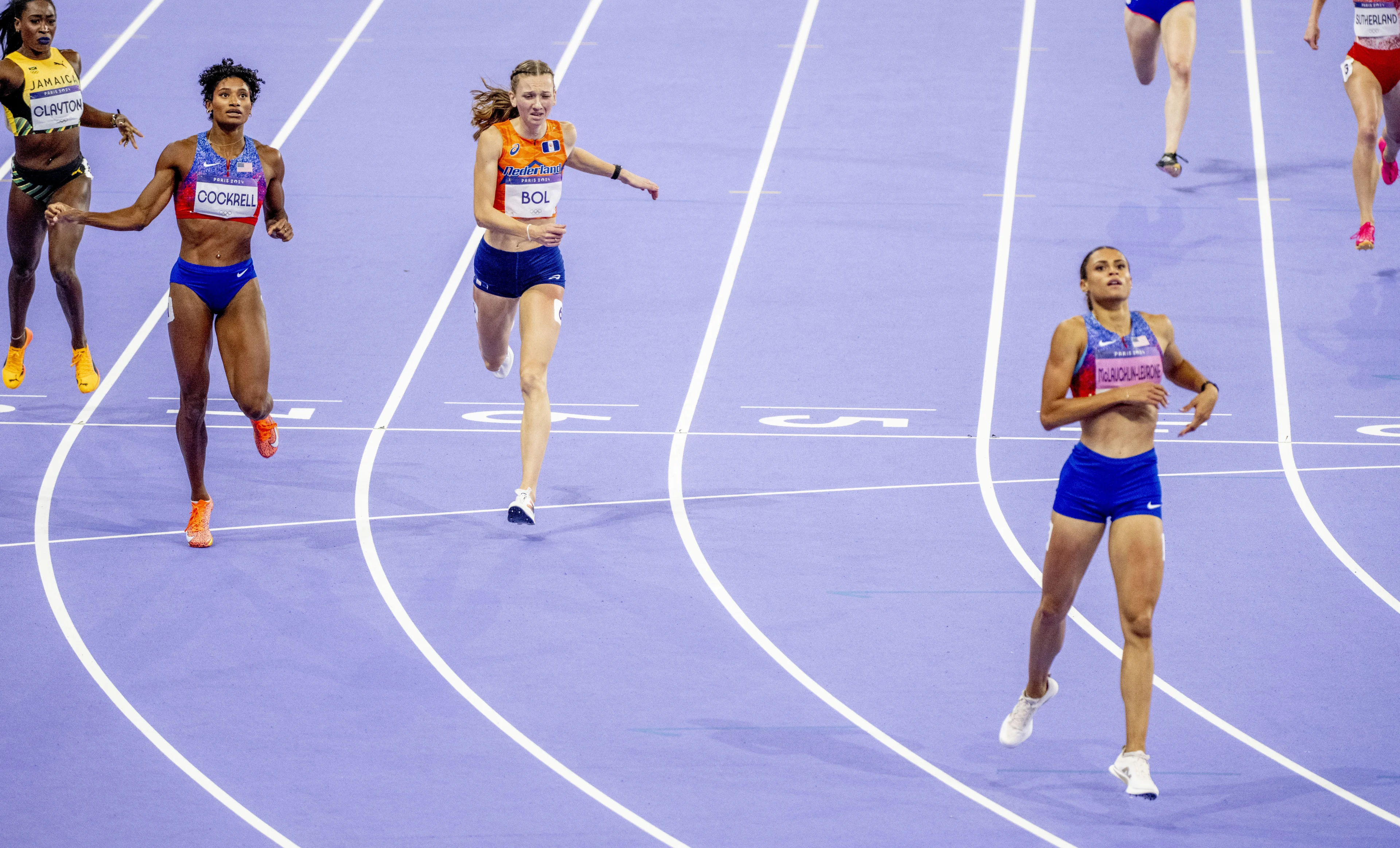 Femke Bol verliest van rivale en wint olympisch brons op 400 meter horden