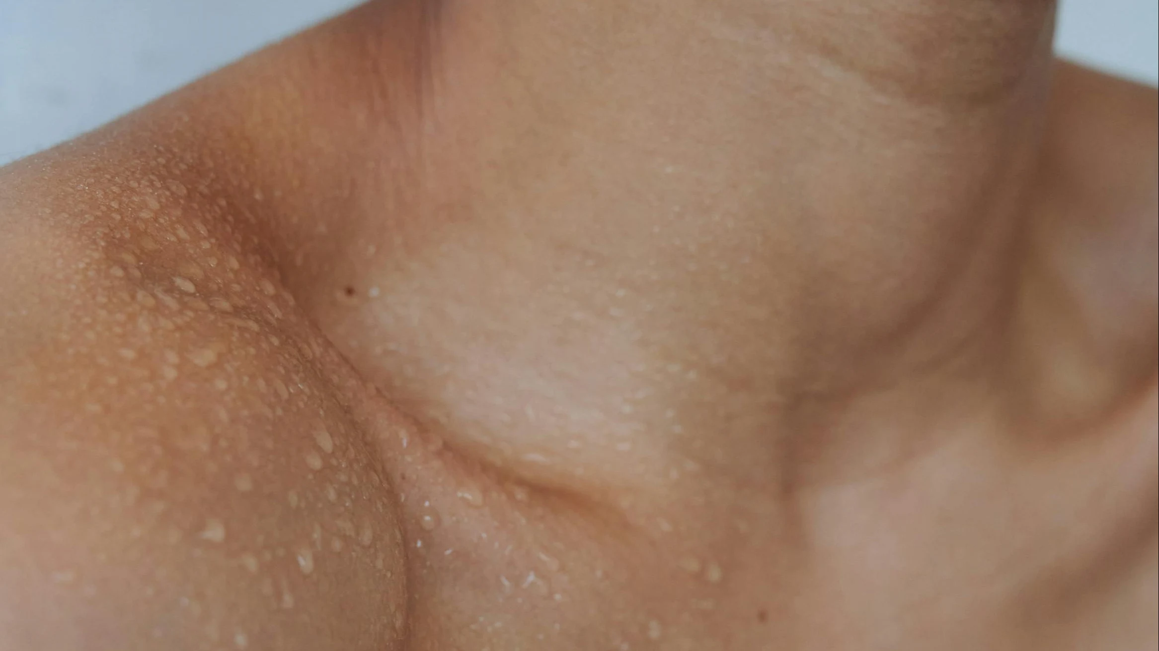 Dermatoloog legt uit: dit is waarom mensen stinken en dit kun je ertegen doen