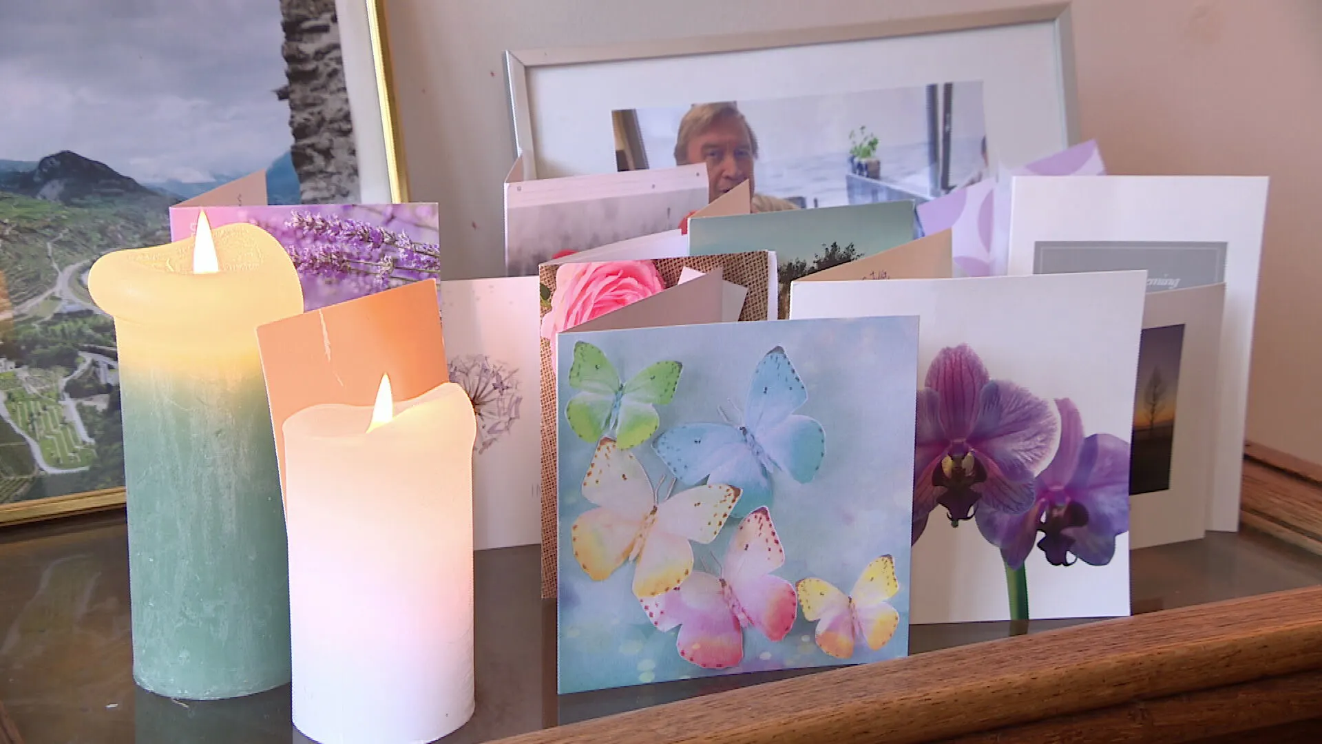 Koos overleed aan een hartaanval nadat hij niet terecht kon bij twee overvolle ziekenhuizen