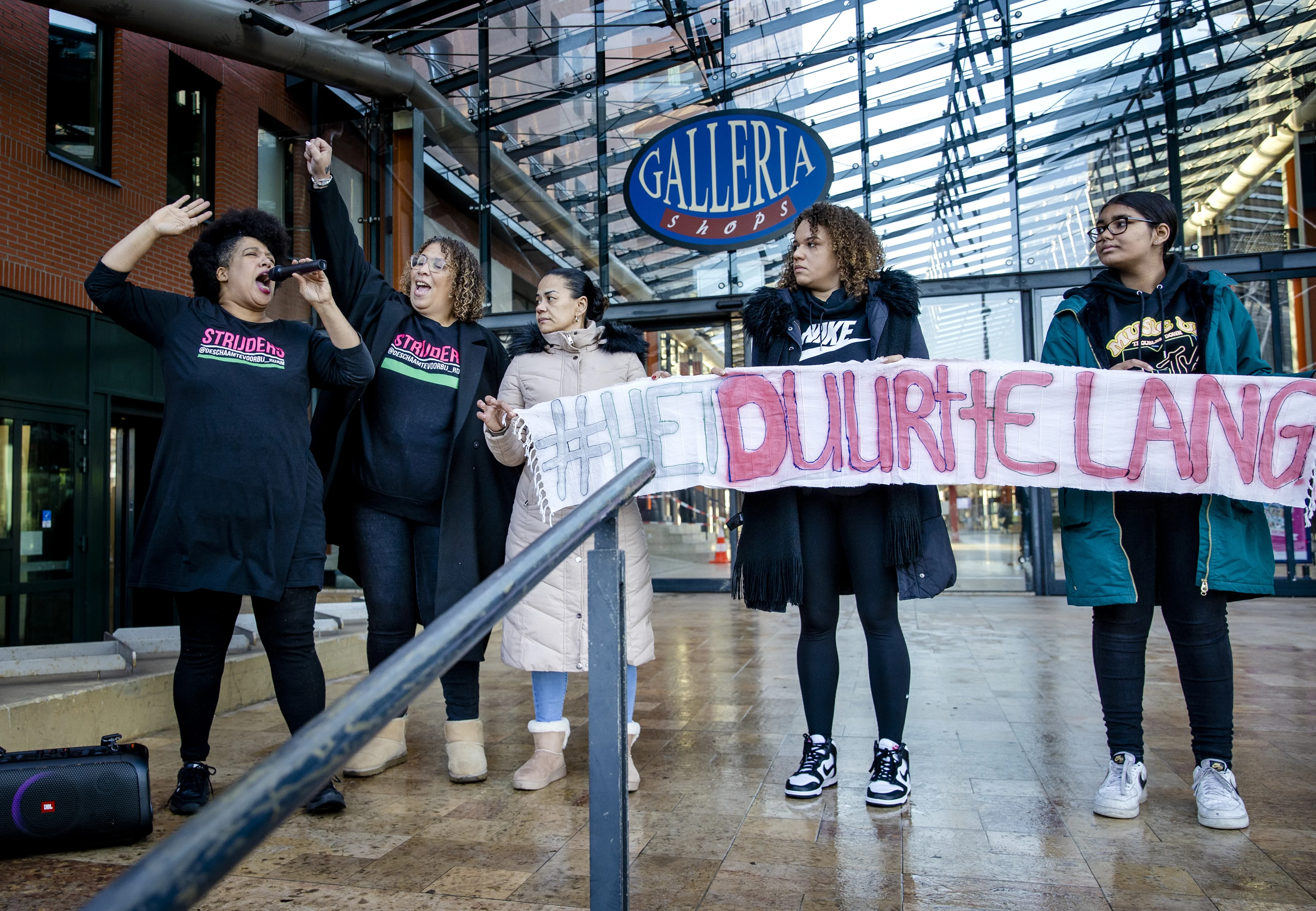 'Gedupeerden toeslagenaffaire moeten waarschijnlijk nog jaren wachten op compensatie'