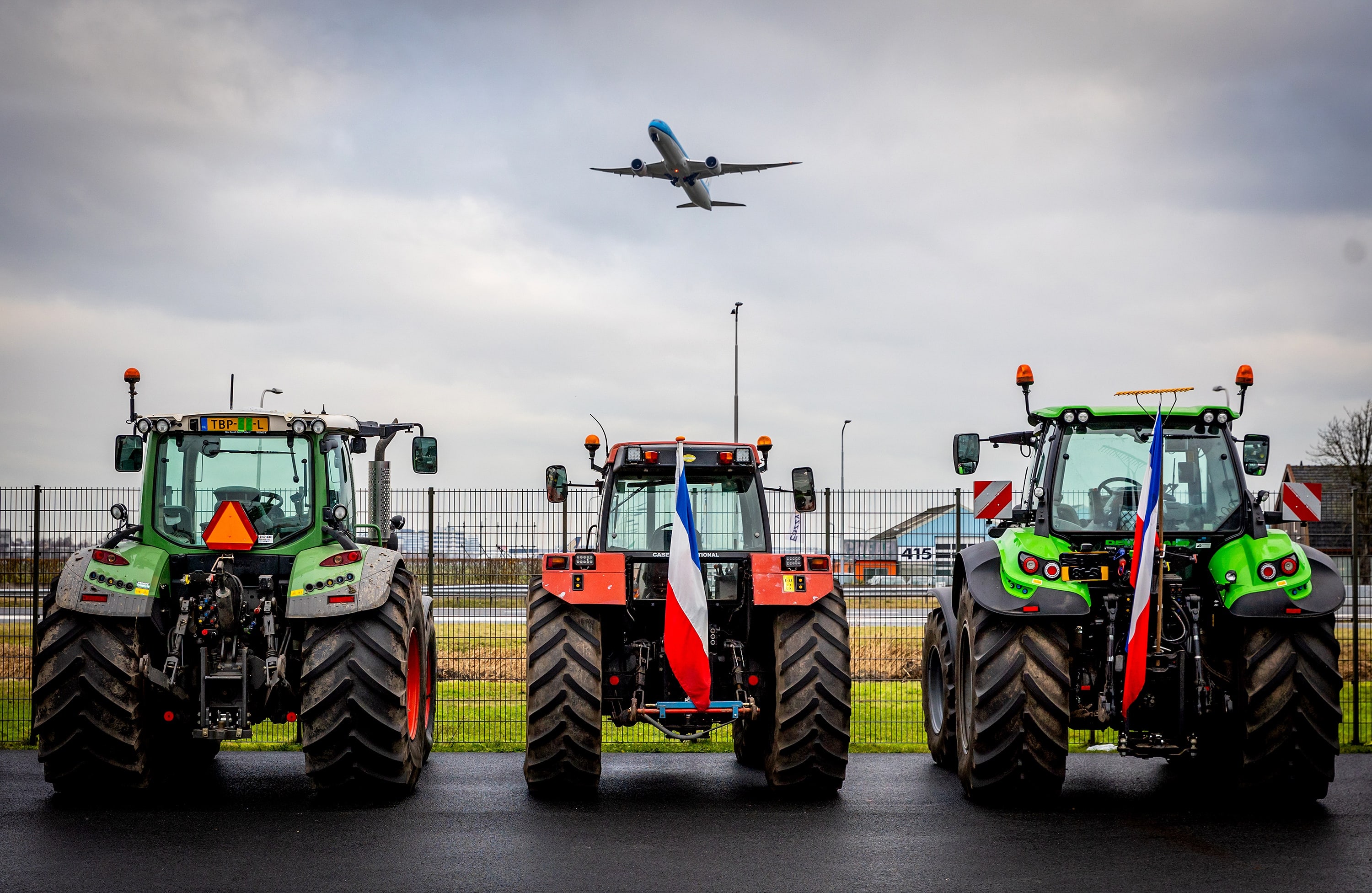 Trekkers worden maandag niet getolereerd op snelwegen rond Schiphol