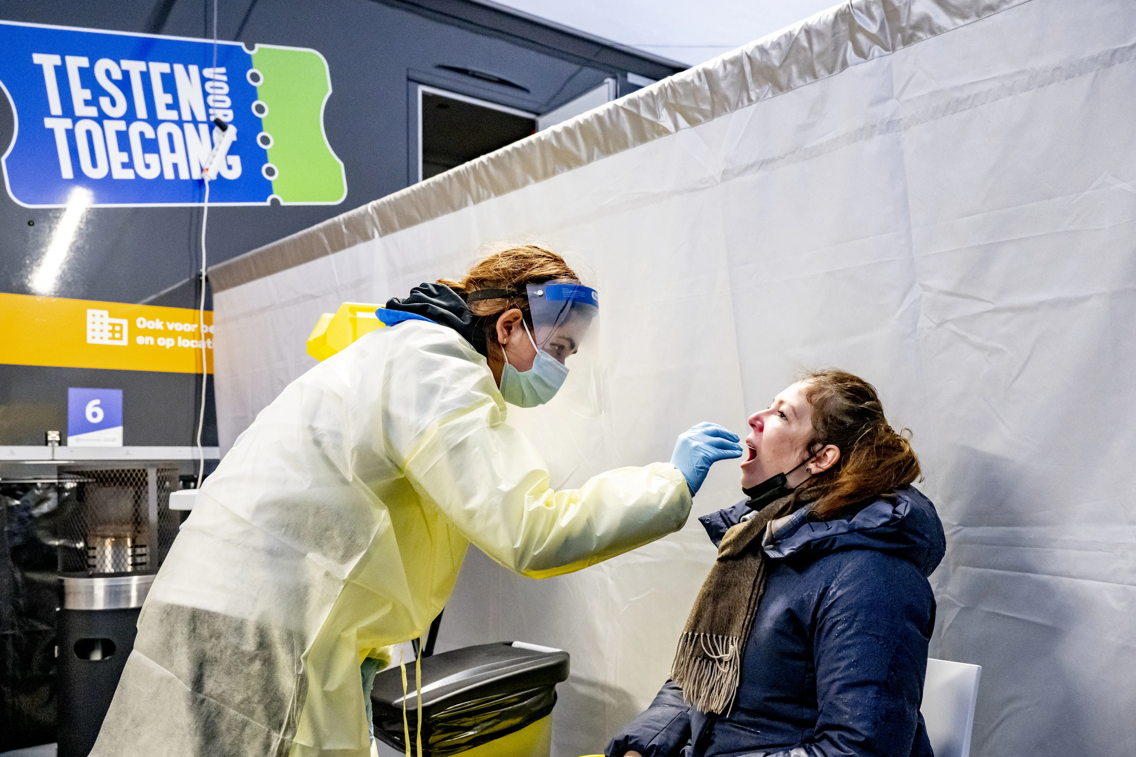 Onderzoek: contactonderzoek GGD en corona-app werkten coronapandemie nauwelijks tegen 