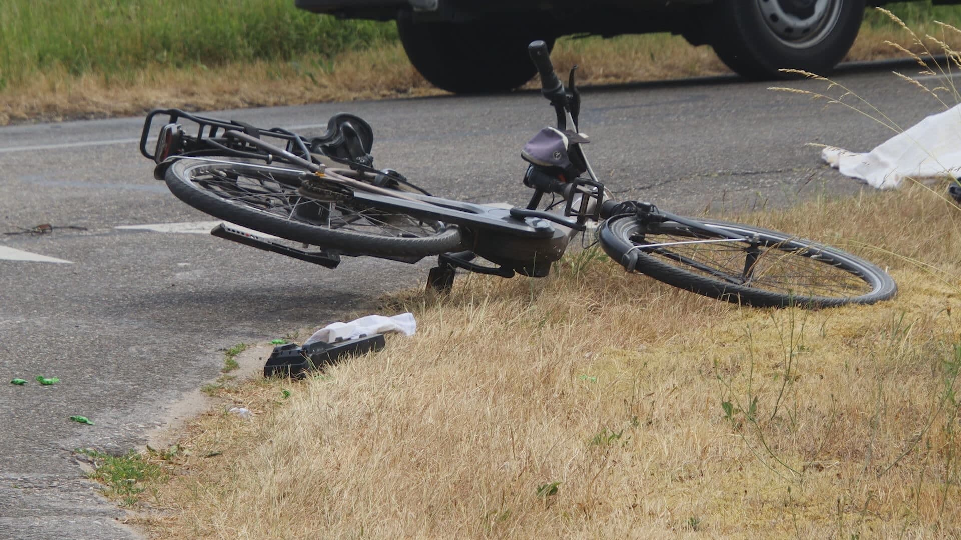 Fietsster (81) in Westerbork overlijdt na aanrijding