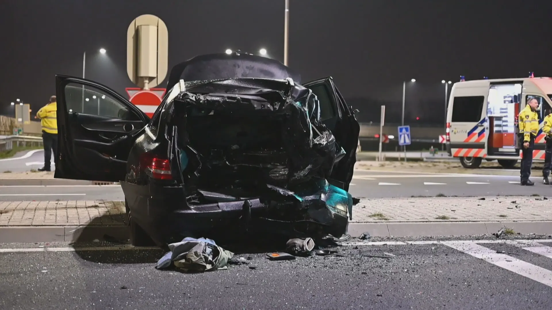 Vijf gewonden na ongeluk met meerdere voertuigen bij Bergschenhoek